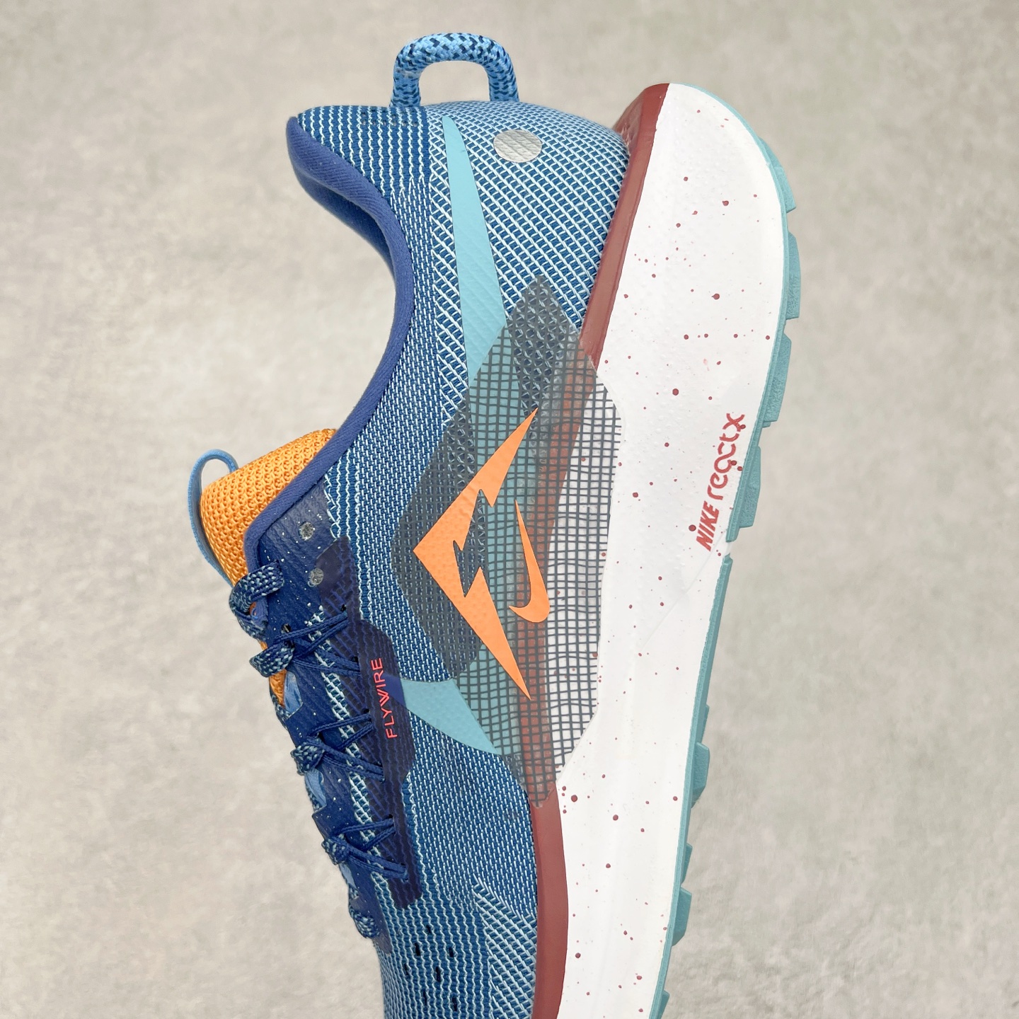 图片[7]-＃福利特价 NK JUNIPER TRAIL ATC Next Nature 越野跑步鞋 登月兼顾迅疾外观和稳固脚感 后跟覆面和中足动态支撑巧妙融合 缔造稳定顺畅的迈步体验 尺码：36 36.5 37.5 38 38.5 39 40 40.5 41 42 42.5 43 44 44.5 45-选品中心