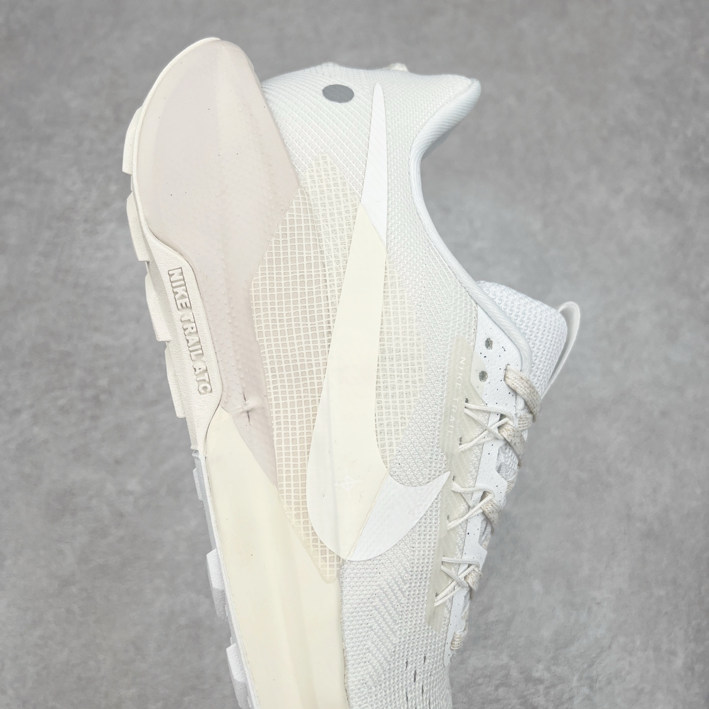 图片[6]-＃福利特价 NK JUNIPER TRAIL ATC Next Nature 越野跑步鞋 登月兼顾迅疾外观和稳固脚感 后跟覆面和中足动态支撑巧妙融合 缔造稳定顺畅的迈步体验 尺码：36 36.5 37.5 38 38.5 39 40 40.5 41 42 42.5 43 44 44.5 45-选品中心