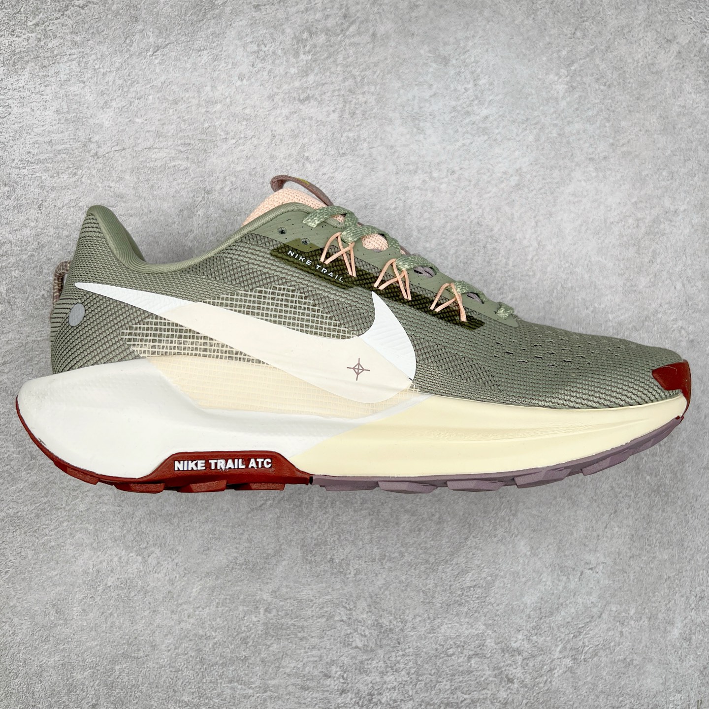 ＃福利特价 NK JUNIPER TRAIL ATC Next Nature 越野跑步鞋 登月兼顾迅疾外观和稳固脚感 后跟覆面和中足动态支撑巧妙融合 缔造稳定顺畅的迈步体验 尺码：36 36.5 37.5 38 38.5 39 40 40.5 41 42 42.5 43 44 44.5 45-选品中心