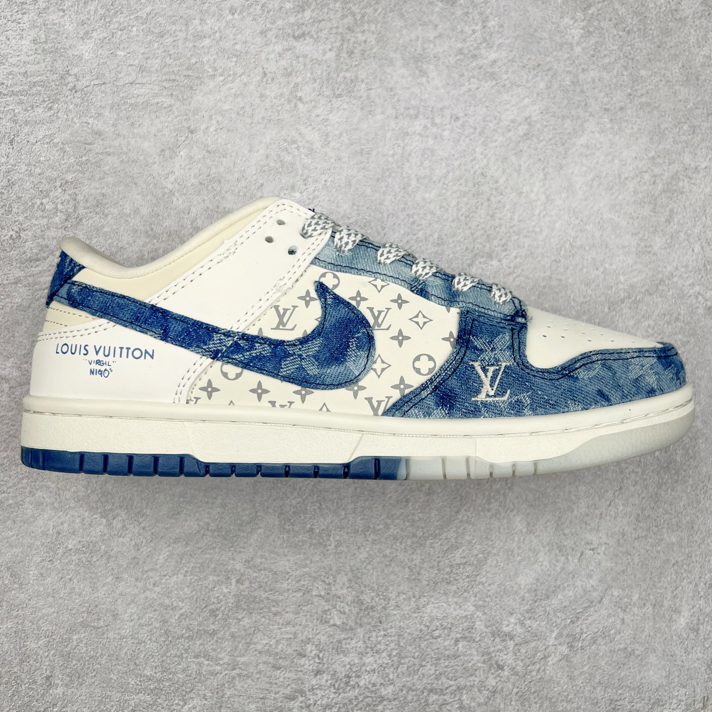 NK Dunk Low 定制配色 CH8311-287 大厂出品 极力推荐 原装头层材料 独家版型蒸餾加工帶來的是更好的视觉和脚感体验大厂纯原品质出货 清洁度 电绣工艺 皮料切割干净无任何毛边 细节完美 实拍调校N版已经零色差零失真 百分百还原实物色彩所见即所得 不存在货不对板色差等低级问题 选购参考实物拍摄 不混卖不参货 只用心做好货严格选品 承诺混一赔十 尺码：36 36.5 37.5 38 38.5 39 40 40.5 41 42 42.5 43 44 44.5 45-选品中心