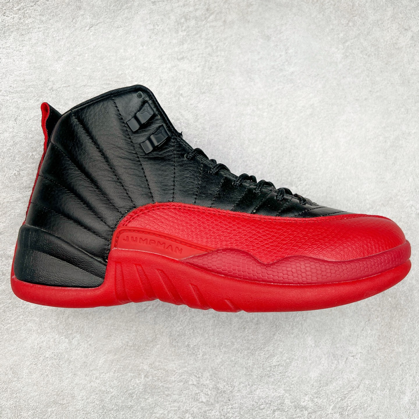 #纯原福利 Air Jordan AJ12 Retro 原楦原纸板开发 采购原厂皮料 原厂定型 后跟完美效果 到手可放心比对发售原鞋 上脚百分百充当正品驾驭 真正原装公司级完美鞋型 一切细节实拍所见所得 纸板中底、钢印 完美版型 尺码:40 40.5 41 42.5 43 44 44.5 45 46 47.5-选品中心