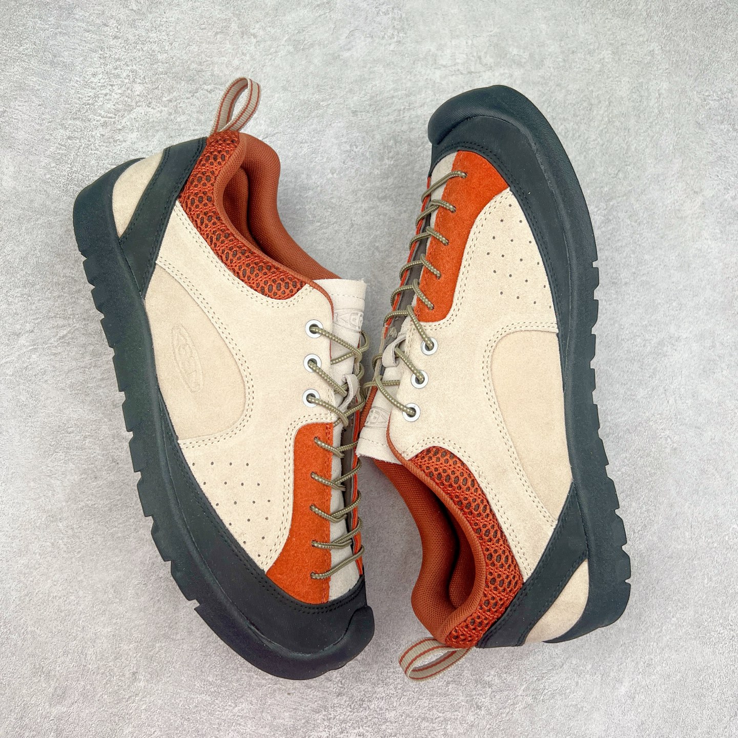 图片[3]-＃GX Keen Jasper Rocks SP 美国人气户外品牌-科恩贾斯珀都市系列复古低帮系带户外风露营徒步登山运动训练鞋 原楦型开发纸版 采用固色翻毛皮鞋面材质 内嵌高密度EVA发泡缓震脚垫 外置一体式包裹防滑防剐蹭耐磨橡胶大底 向经典的90年代致敬 山系神级鞋履 尺码：35 36 37 38 39 40 41 42 43 44 45-选品中心