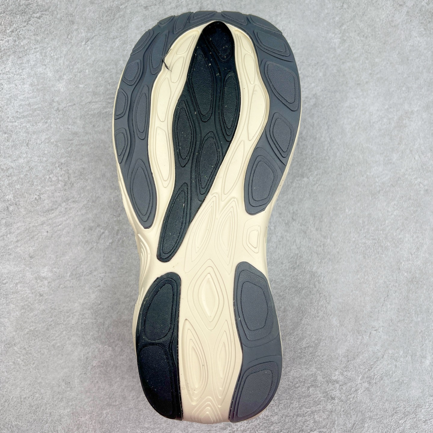 图片[9]-New Balance Fresh Foam X Trail More v3 新百伦NB莫尔V3系列低帮轻量化厚底户外越野休闲运动慢跑鞋 MTMORNGR 无论是越野训练跑还是享受自然美景 New Balance Fresh Foam X Trail More v3 都能确保双脚凉爽舒适 获得缓震支撑 这款越野跑鞋採用透气的合成/网眼鞋面 加上双层 Fresh Foam X 中底实现绝佳舒适著感 搭载鞋头防护科技与 All Terrain 系列最厚鞋底 可防止碎石跑入鞋内 让你尽情探索不受限 尺码：36 37 37.5 38 38.5 39.5 40 40.5 41.5 42 42.5 43 44 44.5 45-选品中心