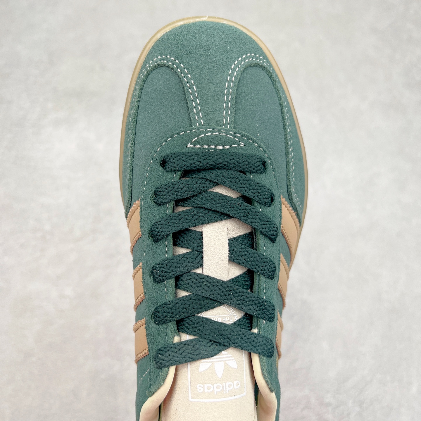 图片[4]-AD Gazelle Indoor Trainers 羚羊内训系列低帮复古百搭休闲运动德训风板鞋 JH5402 90年代经典的复刻版！自60年代以足球训练鞋面世以来,Gazelle就以其经典设计席卷全球。1991年版本的复刻,再造经典Gazelle。采用皮革打造,搭配浊色细节,让这款经典更加简约。尺码：36 36⅔ 37⅓ 38 38⅔ 39⅓ 40 40⅔ 41⅓ 42 42⅔ 43⅓ 44⅓ 44⅔ 45-选品中心