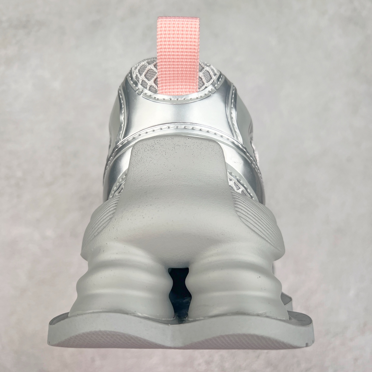 图片[8]-GG-CC 林允同款 5CM厚底增高 星河粒子 银白色 银角大王 月牙底绑带镂空老爹鞋 春日踏青舒适度和少女感GGCC 德训鞋界的白月光🌙 银白配色好温柔 镂空鞋面/侧边绑带/三层组合月牙底 柔软有弹性的月牙底和增加舒适度显腿长的5cm内增高 长时间走路和站立都不累脚舒适度和少女感 尺码：35 36 37 38 39 40-选品中心