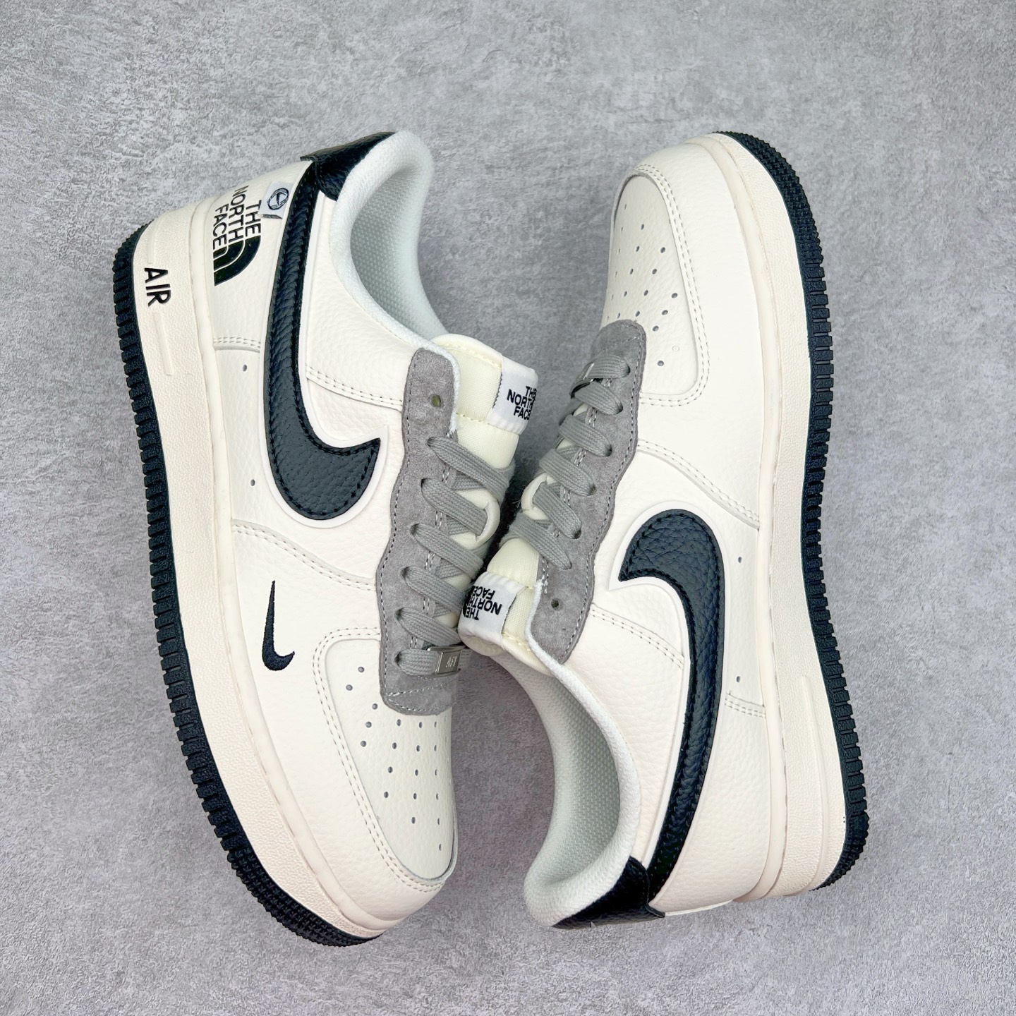 图片[3]-NK Air Force 1´07 Low 空军一号低帮百搭休闲运动板鞋 XZ6188-190 柔软、弹性十足的缓震性能和出色的中底设计 横跨复古与现代的外型结合 造就出风靡全球 三十多年的Force 1 直到今天还深受青睐 实拍调校N版已经零色差零失真 百分百还原实物色彩所见即所得 不存在货不对板色差等低级问题 选购参考实物拍摄 不混卖不参货 只用心做好货严格选品 承诺混一赔十 尺码：36 36.5 37.5 38 38.5 39 40 40.5 41 42 42.5 43 44 44.5 45-选品中心