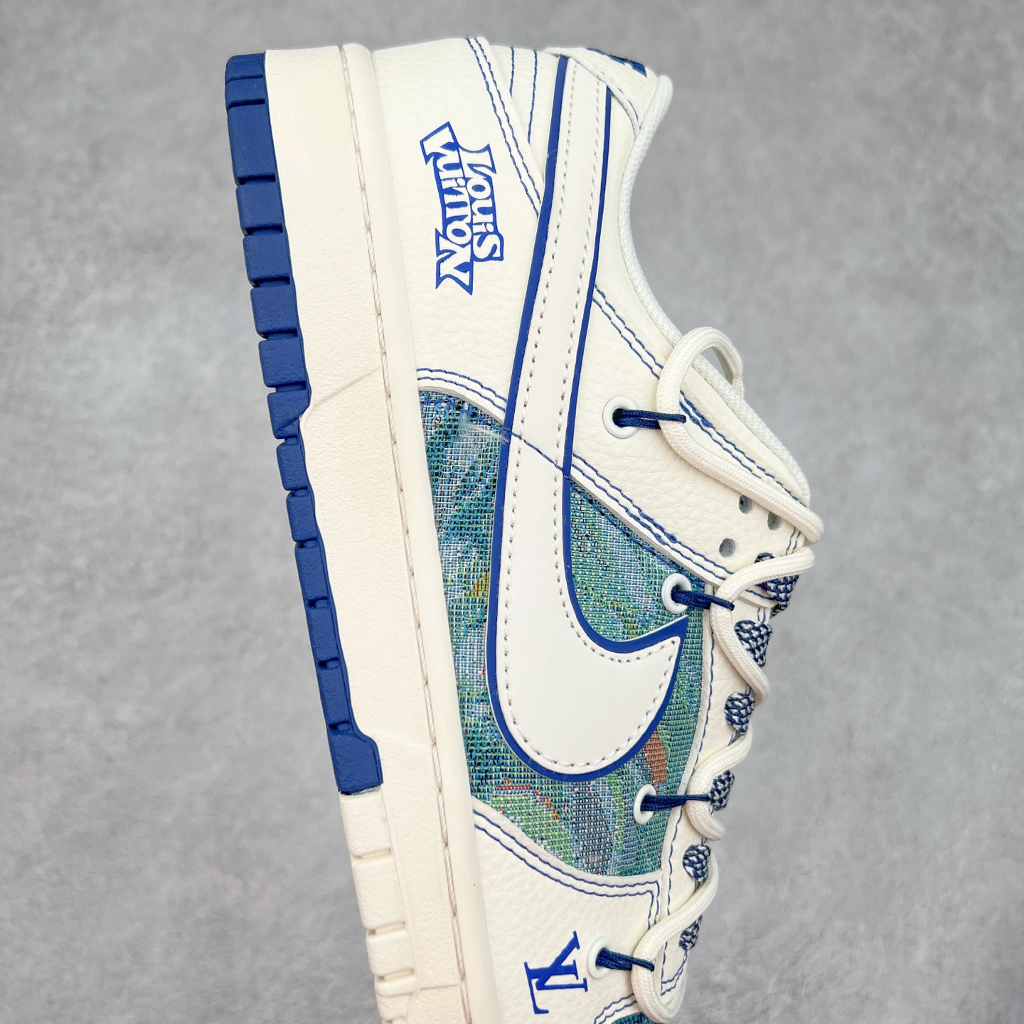 图片[6]-NK Dunk Low 定制配色 XB3802-359 大厂出品 极力推荐 原装头层材料 独家版型蒸餾加工帶來的是更好的视觉和脚感体验大厂纯原品质出货 清洁度 电绣工艺 皮料切割干净无任何毛边 细节完美 实拍调校N版已经零色差零失真 百分百还原实物色彩所见即所得 不存在货不对板色差等低级问题 选购参考实物拍摄 不混卖不参货 只用心做好货严格选品 承诺混一赔十 尺码：36 36.5 37.5 38 38.5 39 40 40.5 41 42 42.5 43 44 44.5 45-选品中心