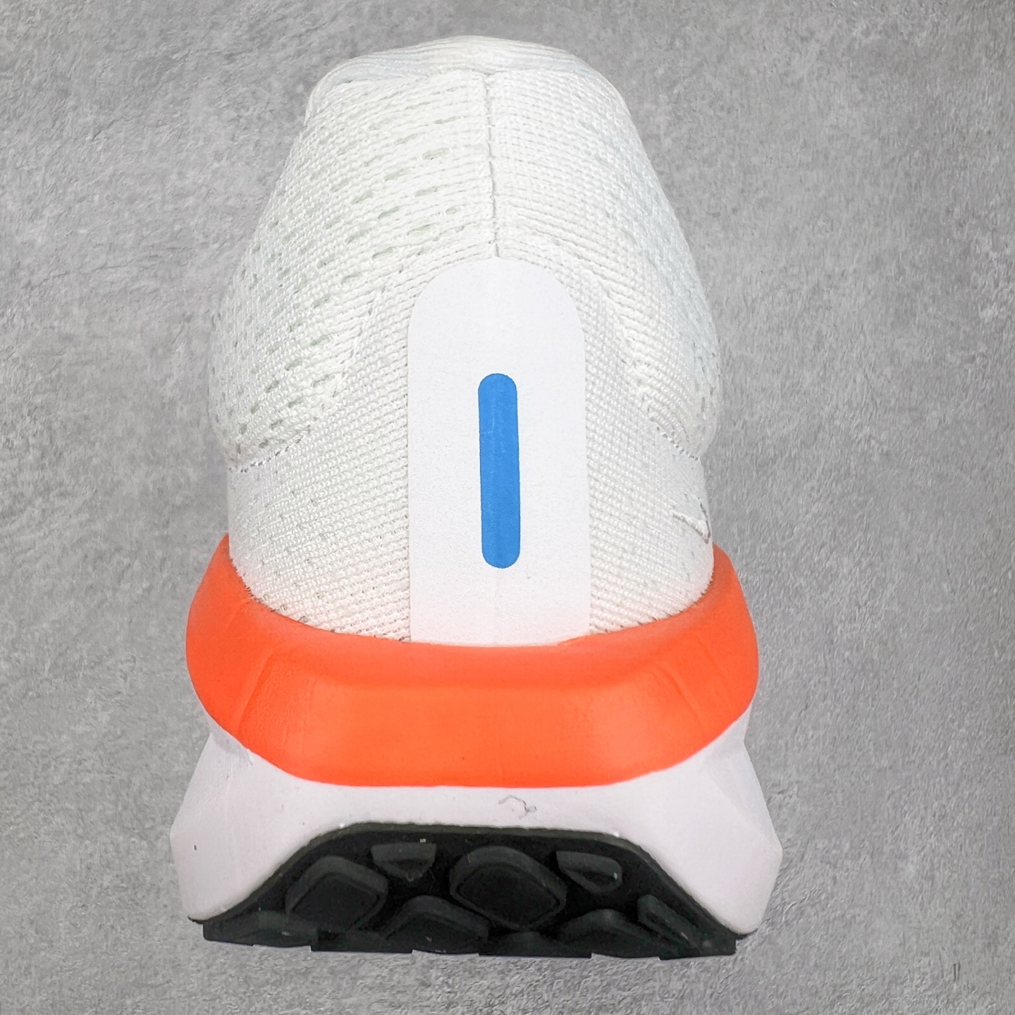 图片[8]-NK Winflo 11 舒适轻便低帮休闲跑步鞋 实拍调校N版已经零色差零失真 百分百还原实物色彩所见即所得 不存在货不对板色差等低级问题 选购参考实物拍摄 不混卖不参货 只用心做好货严格选品 承诺混一赔十 尺码：36 36.5 37.5 38 38.5 39 40 40.5 41 42 42.5 43 44 44.5 45-选品中心