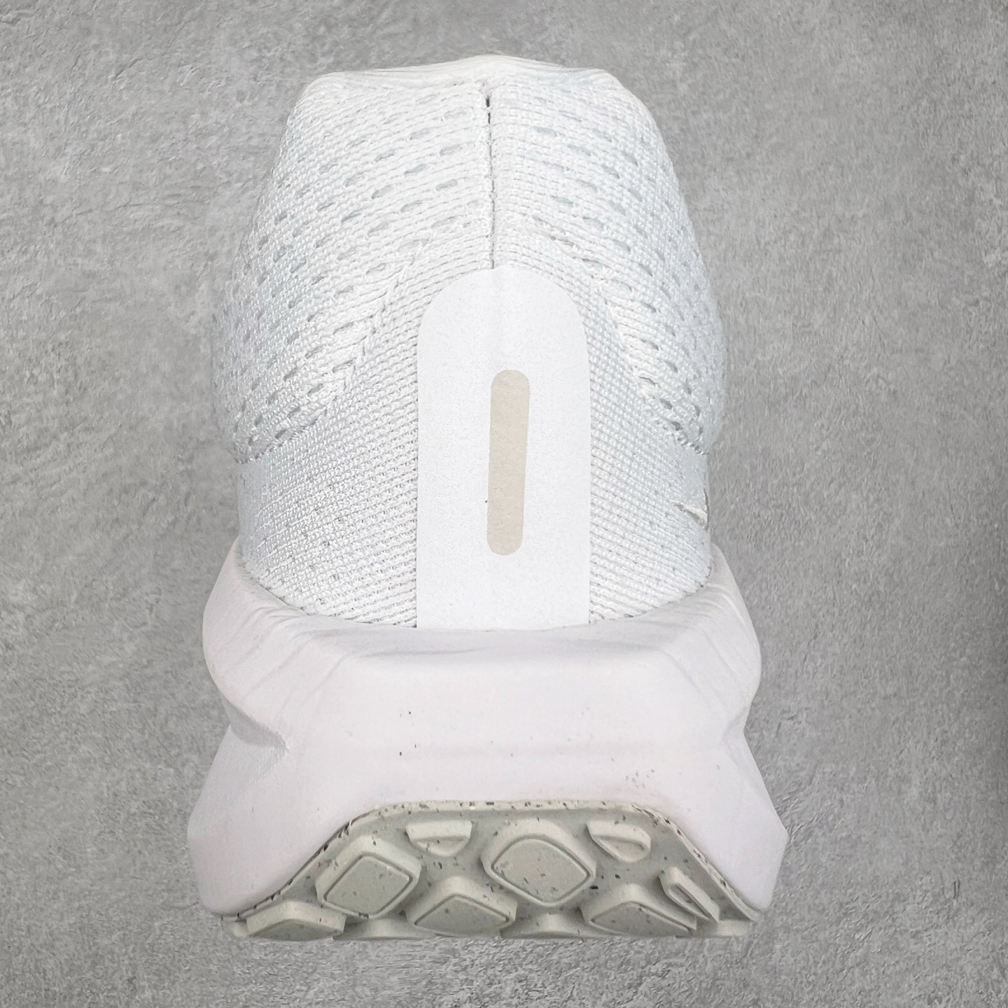 图片[8]-NK Winflo 11 舒适轻便低帮休闲跑步鞋 实拍调校N版已经零色差零失真 百分百还原实物色彩所见即所得 不存在货不对板色差等低级问题 选购参考实物拍摄 不混卖不参货 只用心做好货严格选品 承诺混一赔十 尺码：36 36.5 37.5 38 38.5 39 40 40.5 41 42 42.5 43 44 44.5 45-选品中心