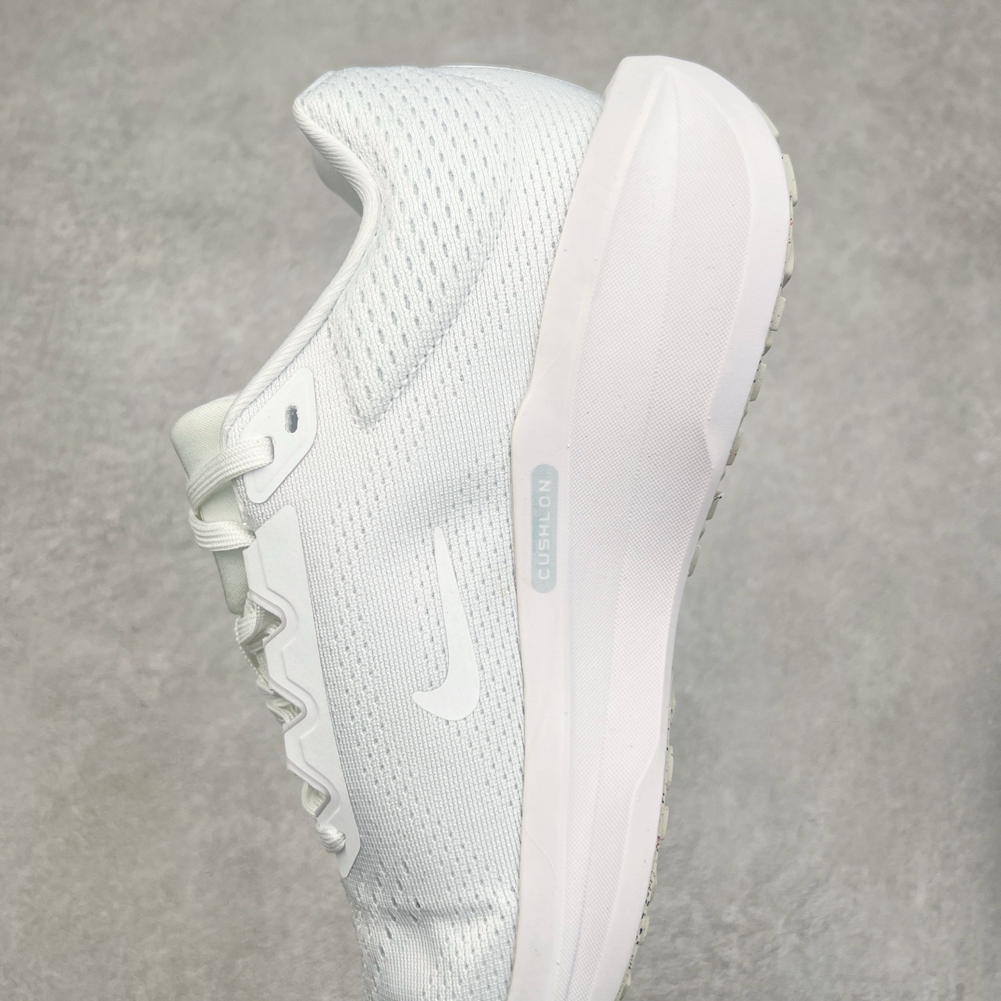 图片[7]-NK Winflo 11 舒适轻便低帮休闲跑步鞋 实拍调校N版已经零色差零失真 百分百还原实物色彩所见即所得 不存在货不对板色差等低级问题 选购参考实物拍摄 不混卖不参货 只用心做好货严格选品 承诺混一赔十 尺码：36 36.5 37.5 38 38.5 39 40 40.5 41 42 42.5 43 44 44.5 45-选品中心