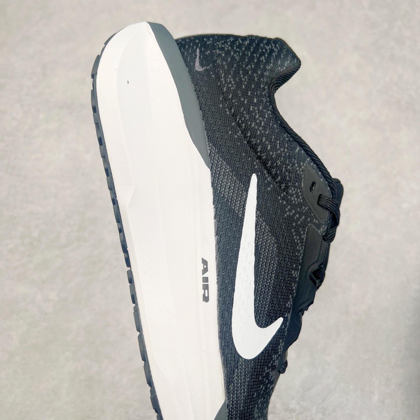 图片[6]-NK Winflo 11 舒适轻便低帮休闲跑步鞋 实拍调校N版已经零色差零失真 百分百还原实物色彩所见即所得 不存在货不对板色差等低级问题 选购参考实物拍摄 不混卖不参货 只用心做好货严格选品 承诺混一赔十 尺码：36 36.5 37.5 38 38.5 39 40 40.5 41 42 42.5 43 44 44.5 45-选品中心