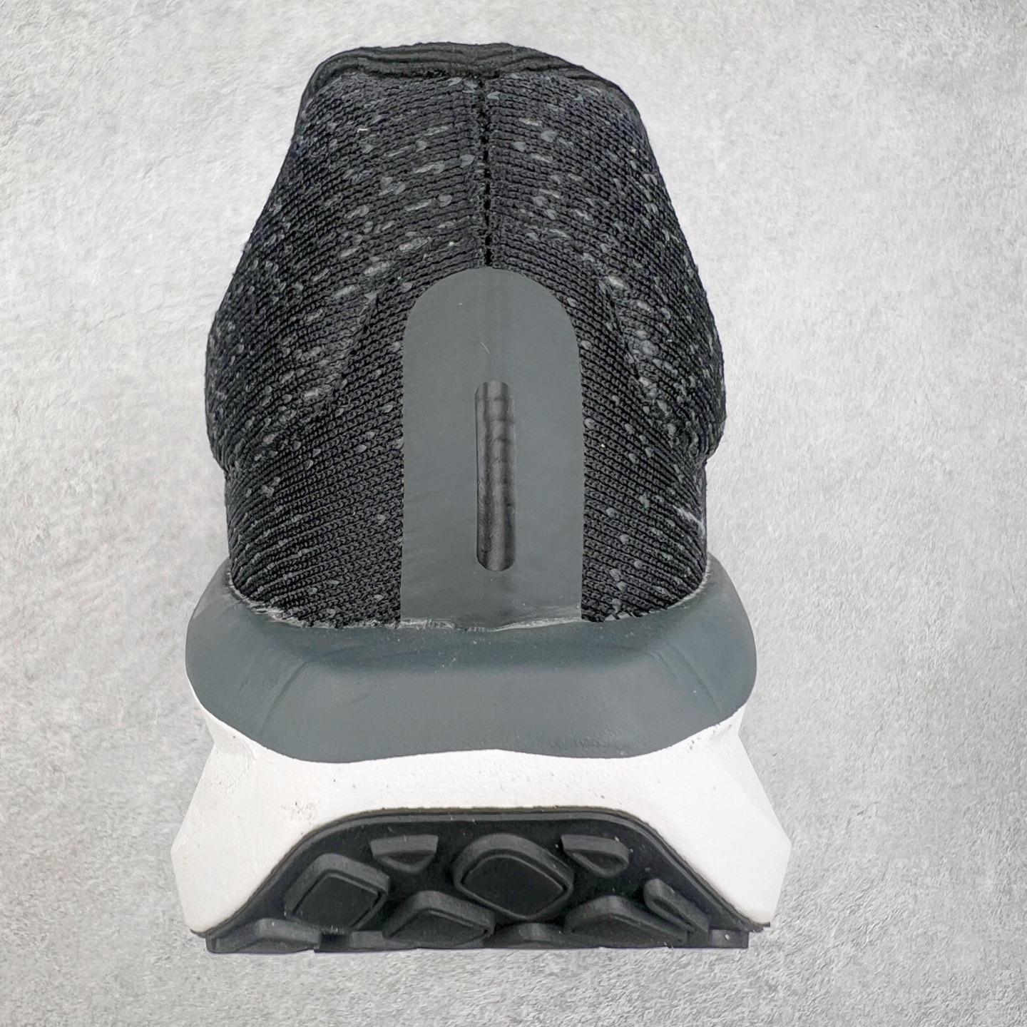 图片[8]-NK Winflo 11 舒适轻便低帮休闲跑步鞋 实拍调校N版已经零色差零失真 百分百还原实物色彩所见即所得 不存在货不对板色差等低级问题 选购参考实物拍摄 不混卖不参货 只用心做好货严格选品 承诺混一赔十 尺码：36 36.5 37.5 38 38.5 39 40 40.5 41 42 42.5 43 44 44.5 45-选品中心