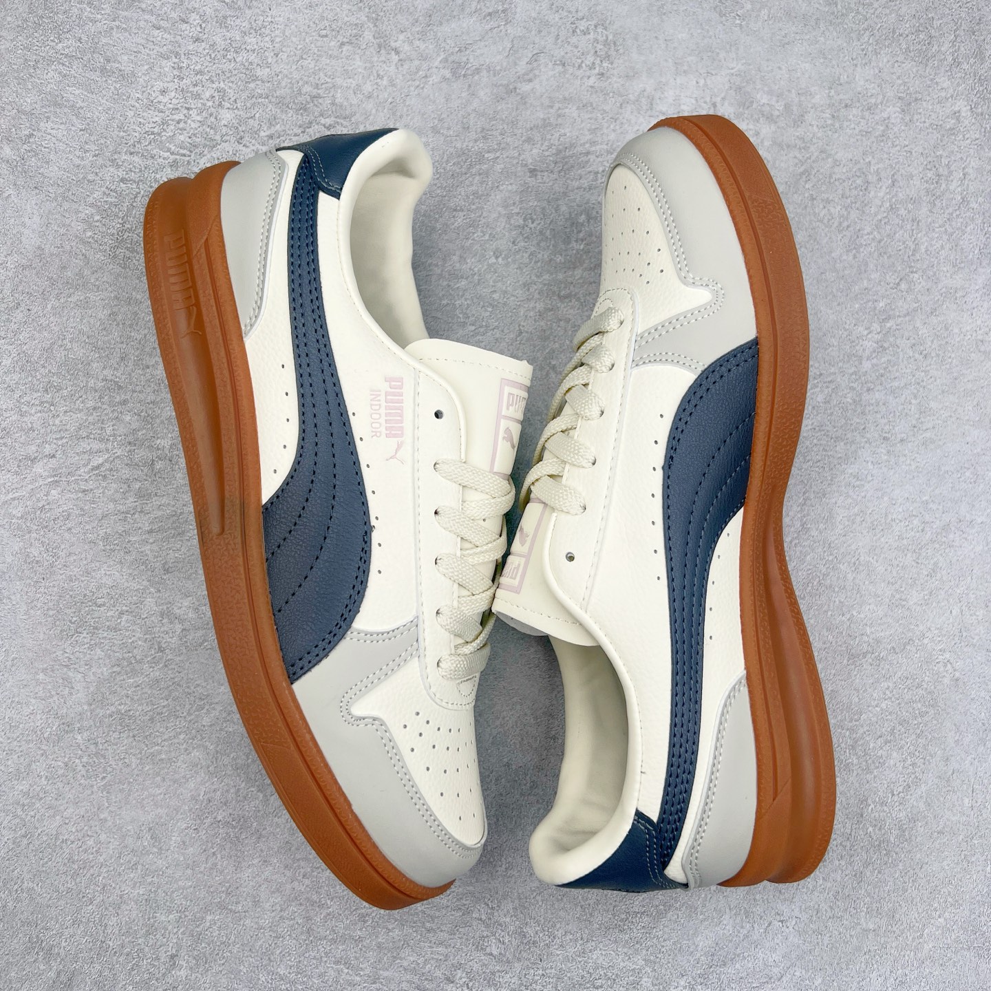 图片[3]-PUMA INDOOR OG 彪马舒适轻盈防滑耐磨 低帮板鞋 实拍调校N版已经零色差零失真 百分百还原实物色彩所见即所得 不存在货不对板色差等低级问题 选购参考实物拍摄 不混卖不参货 只用心做好货严格选品 承诺混一赔十 尺码：36 36.5 37.5 38 38.5 39 40 40.5 41 42 42.5 43 44 44.5 45-选品中心