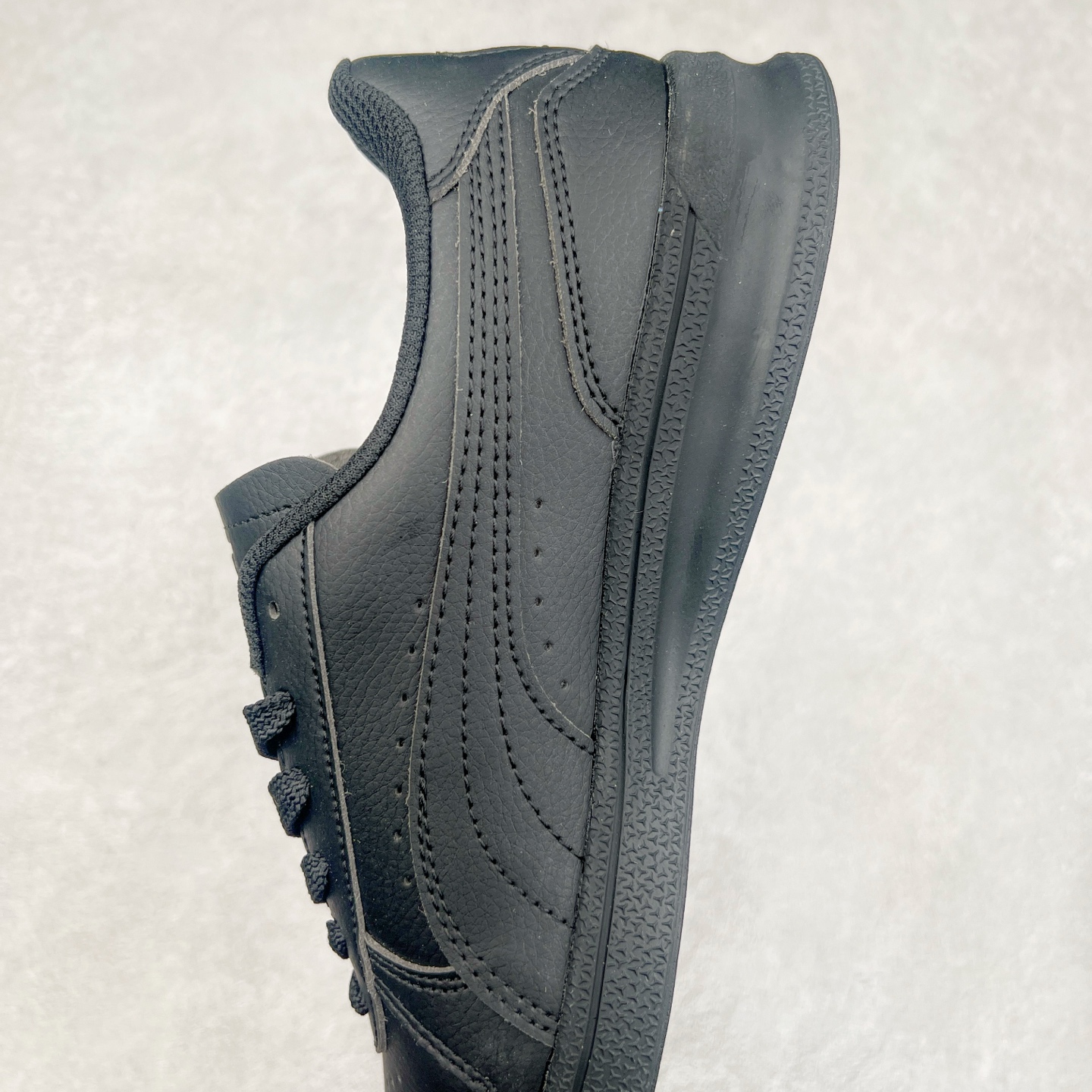 图片[7]-PUMA INDOOR OG 彪马舒适轻盈防滑耐磨 低帮板鞋 实拍调校N版已经零色差零失真 百分百还原实物色彩所见即所得 不存在货不对板色差等低级问题 选购参考实物拍摄 不混卖不参货 只用心做好货严格选品 承诺混一赔十 尺码：36 36.5 37.5 38 38.5 39 40 40.5 41 42 42.5 43 44 44.5 45-选品中心