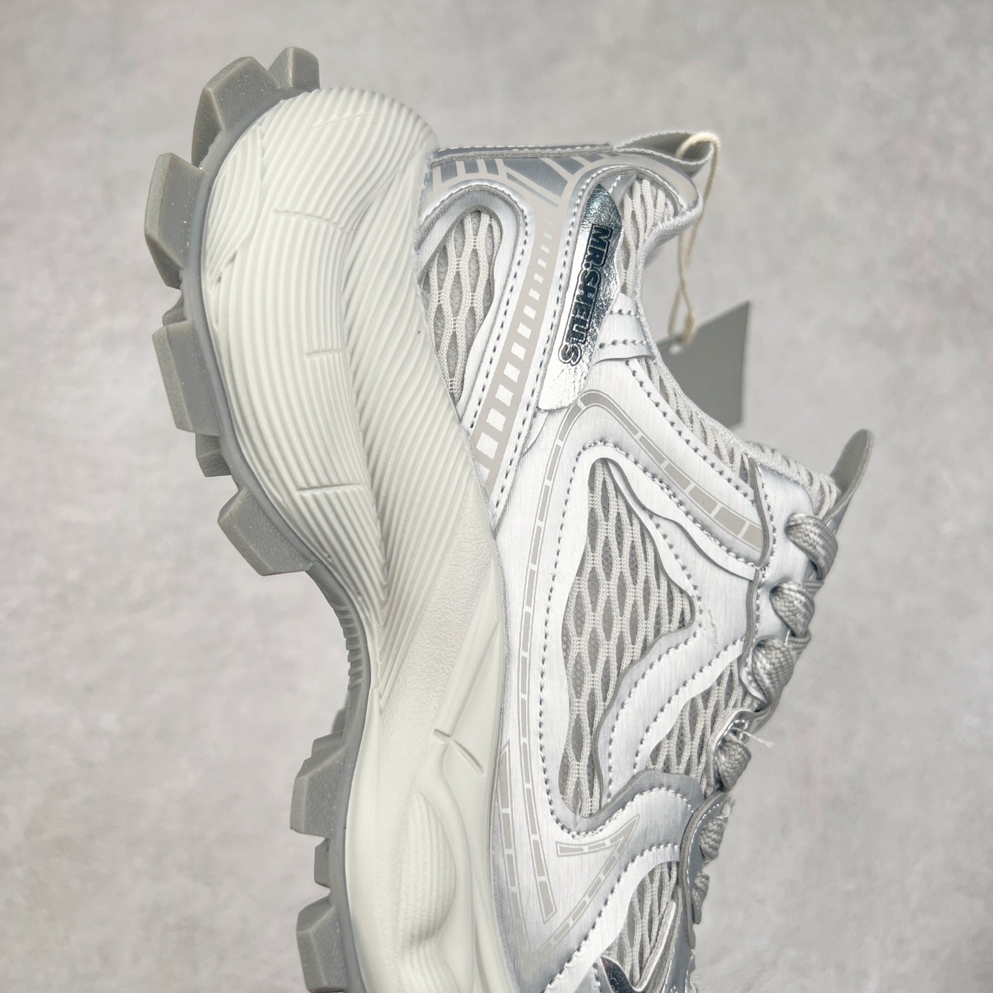 图片[6]-GG-CC Chunky Low休闲时尚运动厚底增高老爹鞋系列 广东大厂出品 完美细节 25ss春季新款厚底增高 大长腿 时髦look轻松定格 不费力展现率性氛围 高档银盒 酷帅机能风不规则设计大底 双鞋带拼色造型设计 轻便舒适百搭 GGcc厚底增高不管怎么搭都好看~ 尺码：35 36 37 38 39 40-选品中心