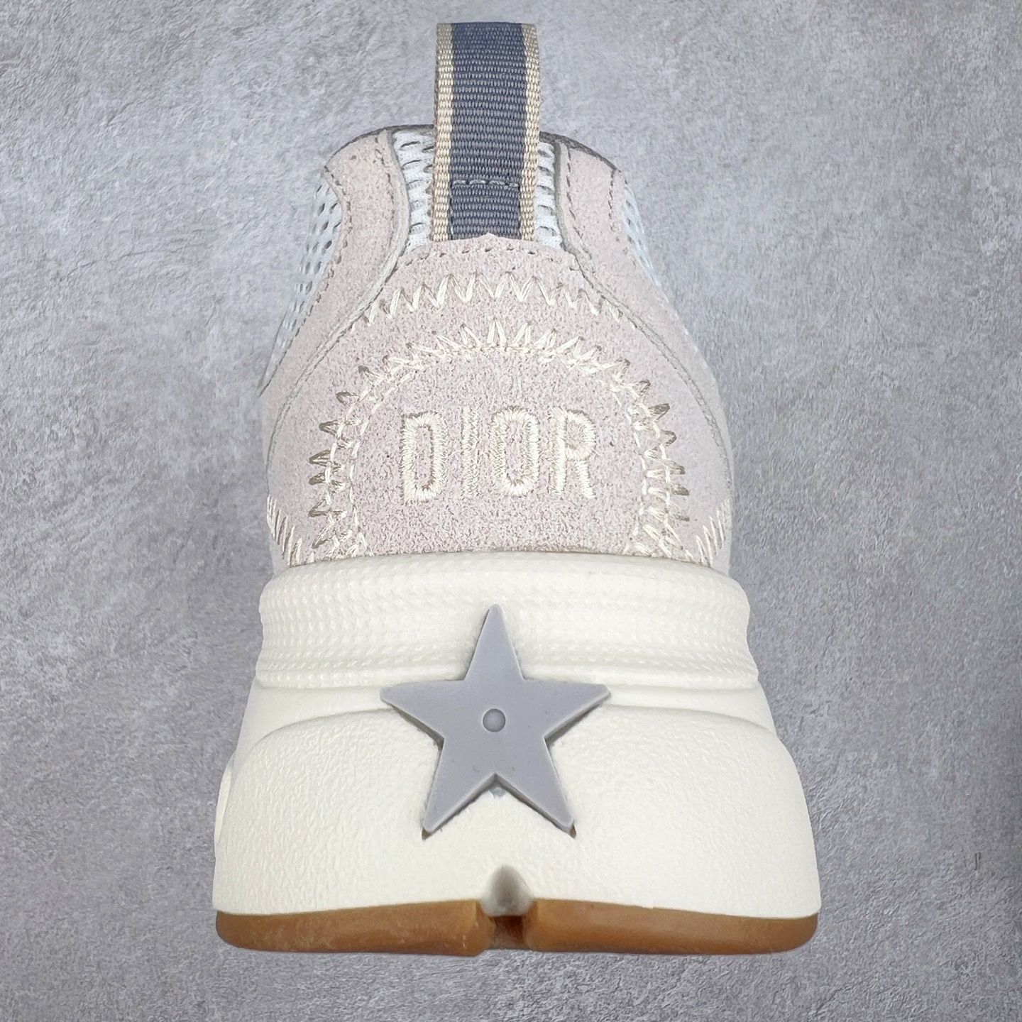 图片[8]-Dior Chrono 迪奥圆头系带 生活休闲运动跑鞋 选用优质材料 精细制作 经典设计 展现优雅气质 舒适脚感 轻松穿梭 适合各种场合 彰显魅力 品味与舒适兼得 演绎自信自然 步履间散发迷人韵味 展现独特风采 尺码：36 37 38 39 40 41 42 43 44 45-选品中心