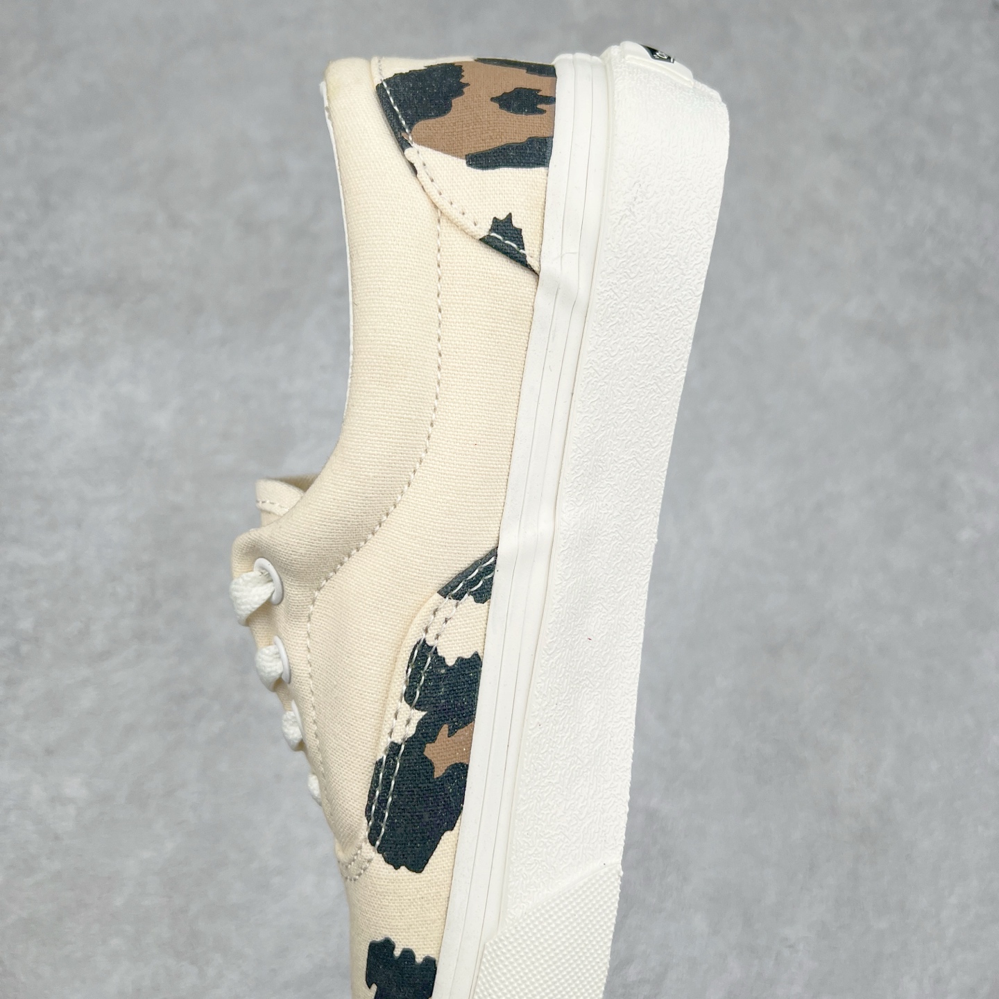 图片[7]-＃福利特价‼️ Vans Era 豹纹拼接 高端支线 独家复古休闲硫化帆布滑板鞋 货号：VN0A38FROU6J 尺码：35 36 36.5 37 38 38.5 39 40 40.5 41 42 42.5 43 44 硫化工艺：1：1（真标、原钢印、材质标、鞋型标、合格证）-选品中心