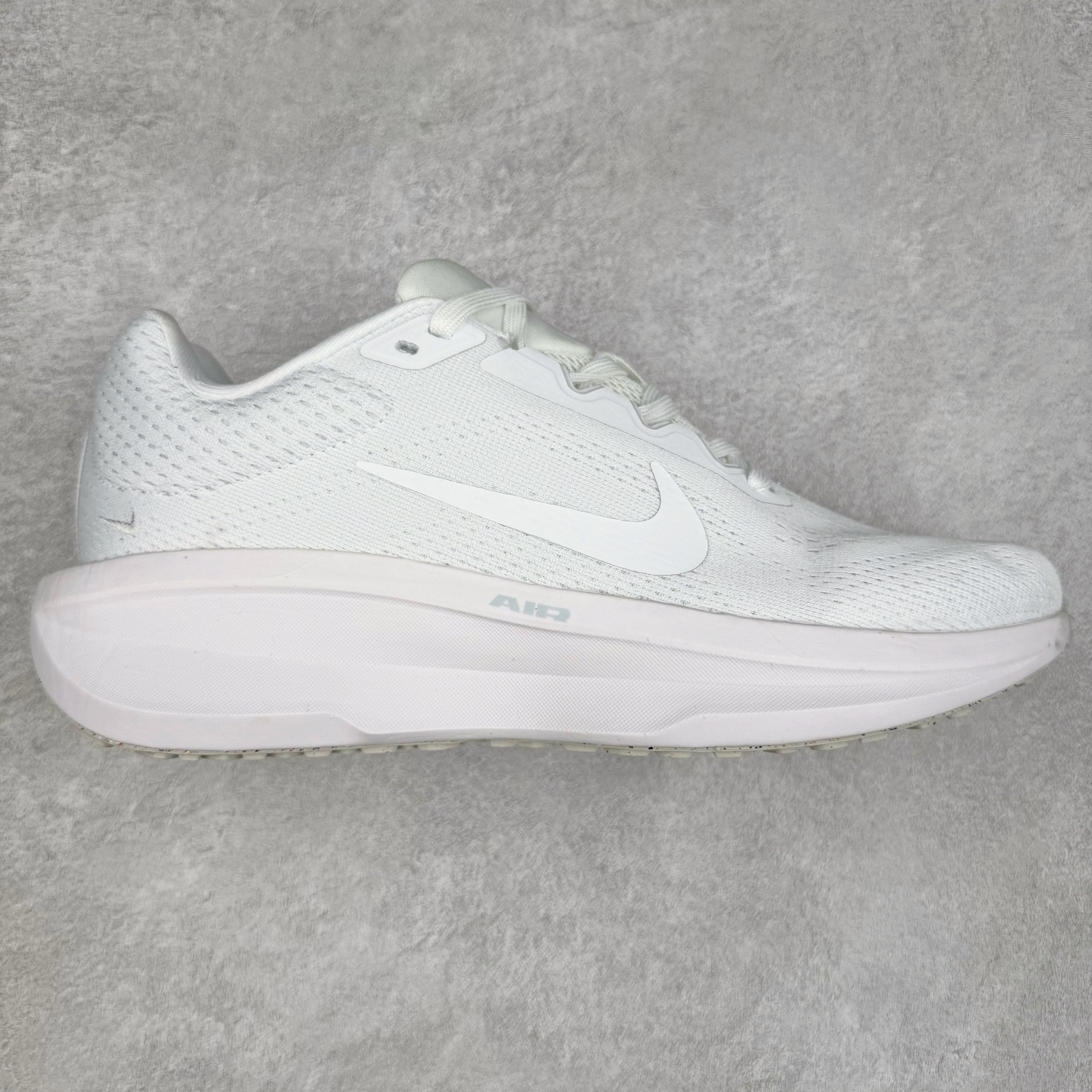 NK Winflo 11 舒适轻便低帮休闲跑步鞋 实拍调校N版已经零色差零失真 百分百还原实物色彩所见即所得 不存在货不对板色差等低级问题 选购参考实物拍摄 不混卖不参货 只用心做好货严格选品 承诺混一赔十 尺码:36 36.5 37.5 38 38.5 39 40 40.5 41 42 42.5 43 44 44.5 45-选品中心