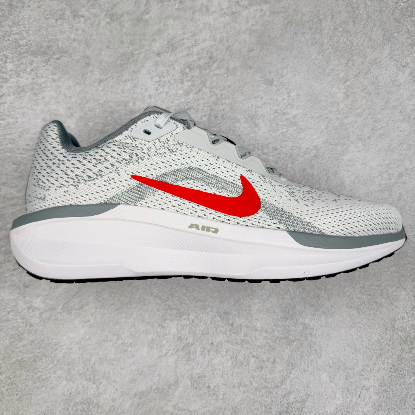 图片[6]-NK Winflo 11 舒适轻便低帮休闲跑步鞋 实拍调校N版已经零色差零失真 百分百还原实物色彩所见即所得 不存在货不对板色差等低级问题 选购参考实物拍摄 不混卖不参货 只用心做好货严格选品 承诺混一赔十 尺码：36 36.5 37.5 38 38.5 39 40 40.5 41 42 42.5 43 44 44.5 45-选品中心