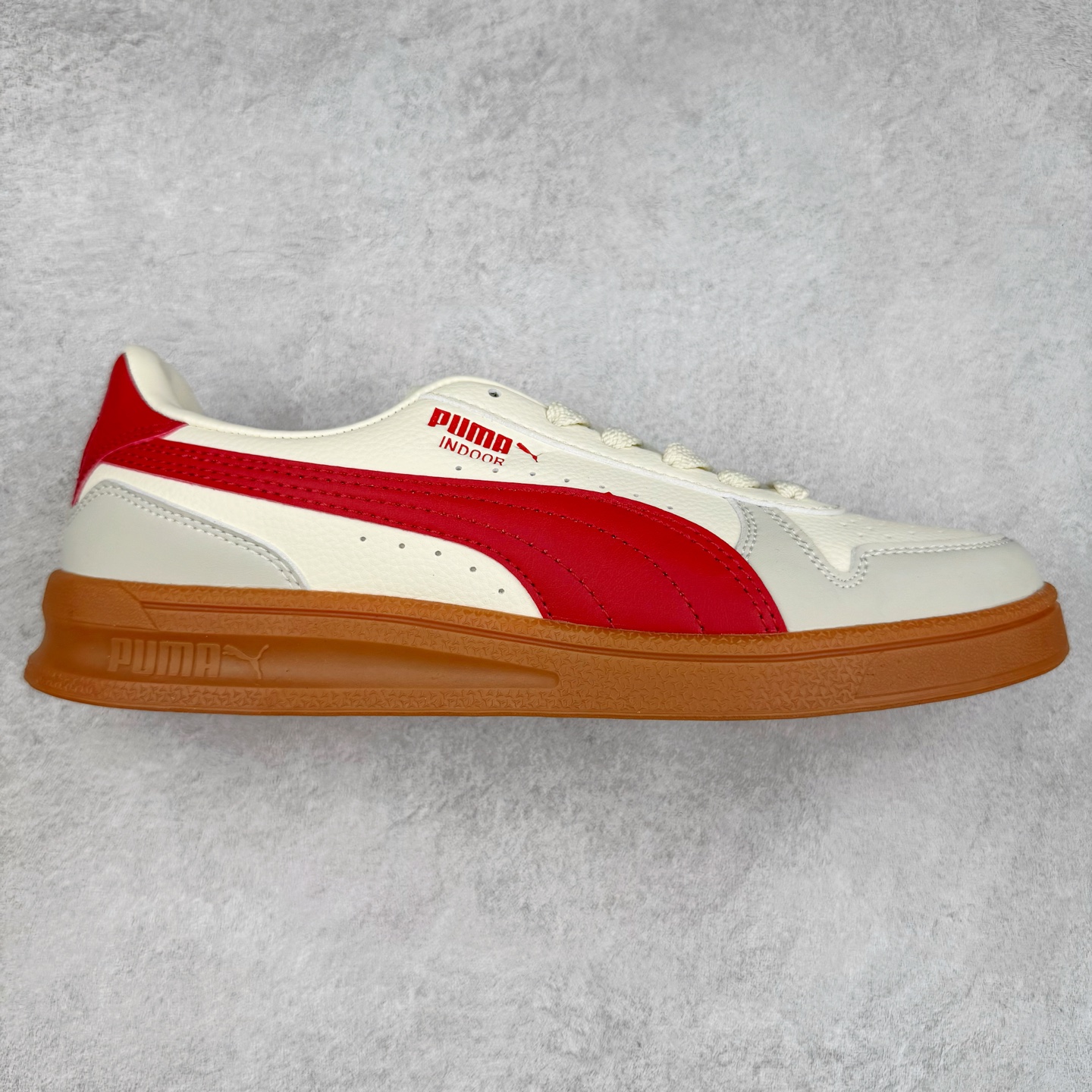 图片[4]-PUMA INDOOR OG 彪马舒适轻盈防滑耐磨 低帮板鞋 实拍调校N版已经零色差零失真 百分百还原实物色彩所见即所得 不存在货不对板色差等低级问题 选购参考实物拍摄 不混卖不参货 只用心做好货严格选品 承诺混一赔十 尺码：36 36.5 37.5 38 38.5 39 40 40.5 41 42 42.5 43 44 44.5 45-选品中心
