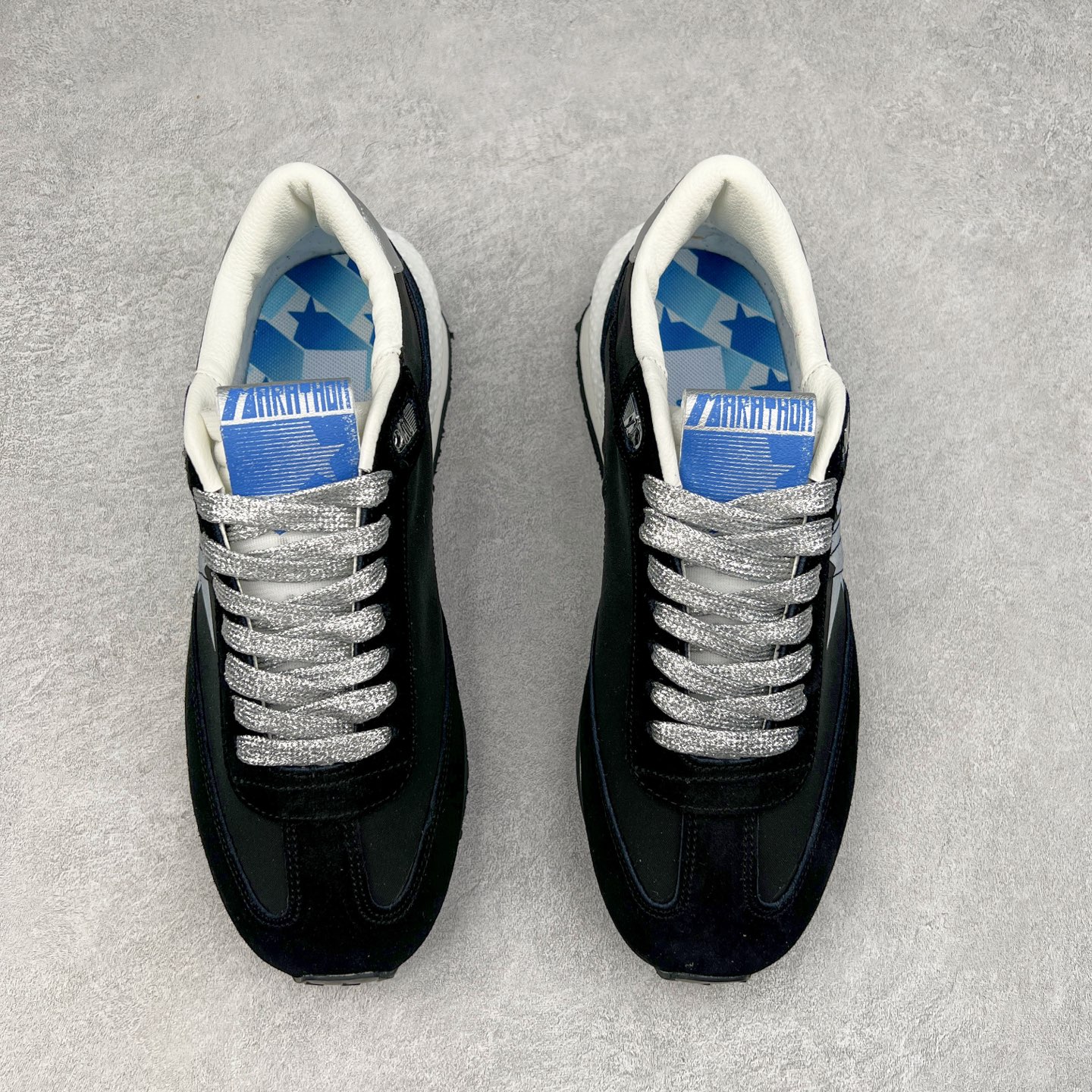 图片[2]-＃福利特价 GGDB Golden Goose Marathon 复古运动鞋生活休闲鞋 火爆全网 陈伟霆宋雨琦 杨幂等各路明星纷纷上脚 该系列新品鞋履以1970年代的田径鞋为设计灵感，巧妙融入3D打印鞋尾装饰等前沿元素，既彰显了复古格调，又将这种怀旧感投射到未来。其鞋面采用多种精致材质打造，并推出银色、黑色、红色、皇家蓝和白色等多款经典配色以及全新限定黄色，侧边点缀以品牌标志性的星星图案。全新黄色款式的鞋面侧边保留了品牌标志性的橙色星星图案，配以灰色鞋头。不均匀染色的鞋带和带有星星图案的鞋底，为整体造型增添了独特的印象。呈现男女都可穿着的中性风格，谁都能拥有并追逐自己的梦想。尺码：35 36 37 38 39 40 41 42 43 44 45-选品中心