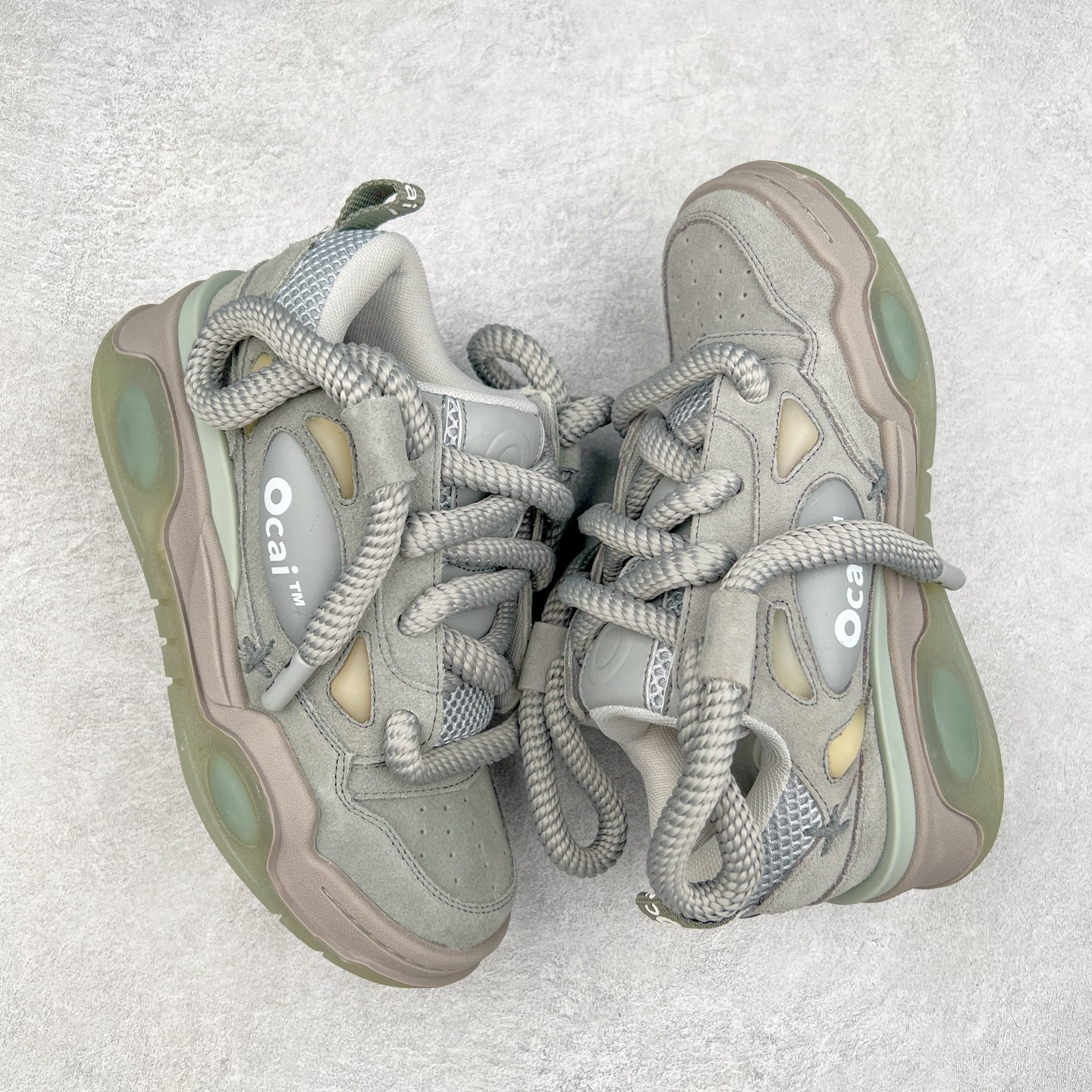 图片[3]-＃福利特价 宝藏国产面包鞋 国潮品牌Ocai Retro Sneaker 复古系列街头低帮厚底休闲运动面包板鞋Ocai是Old Order团队在2022年新的一个企划项目。Ocai的创立以满足当下都市年轻男女的通勤基础款为基础，加以版型，面料，工艺以及满足当代时下艺术风格的一些元素来加以改革，深究每件产品的质感与细节，用满足现代审美的工艺及手法重新优化，诠释经典。通过融入更多新颖的工艺手法及风格来对服装进行进一步的更新与表达，融会贯通加以更现代的手法来重新审视与优化经典！尺码：35-44-选品中心