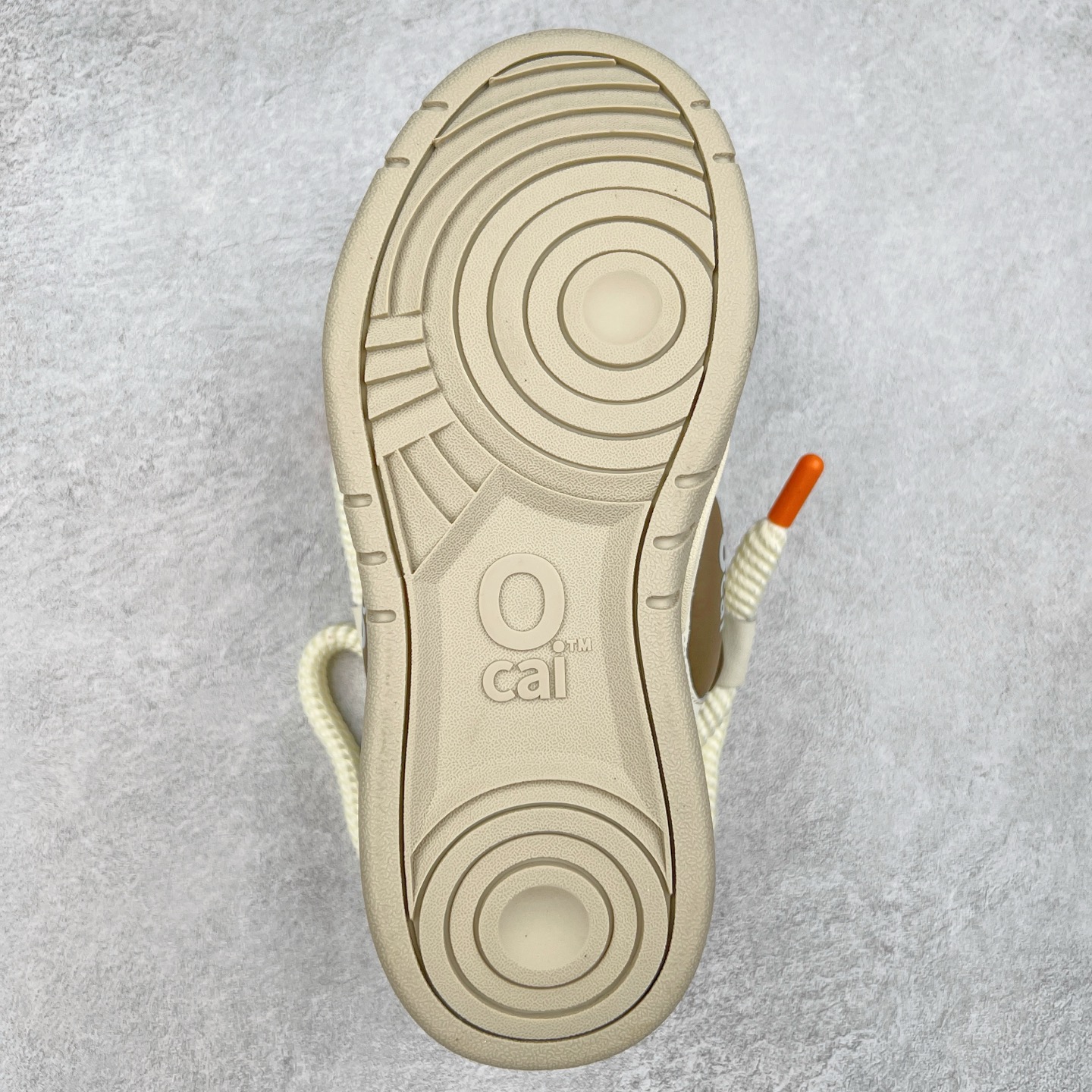 图片[9]-＃福利特价 宝藏国产面包鞋 国潮品牌Ocai Retro Sneaker 复古系列街头低帮厚底休闲运动面包板鞋Ocai是Old Order团队在2022年新的一个企划项目。Ocai的创立以满足当下都市年轻男女的通勤基础款为基础，加以版型，面料，工艺以及满足当代时下艺术风格的一些元素来加以改革，深究每件产品的质感与细节，用满足现代审美的工艺及手法重新优化，诠释经典。通过融入更多新颖的工艺手法及风格来对服装进行进一步的更新与表达，融会贯通加以更现代的手法来重新审视与优化经典！尺码：35-44-选品中心