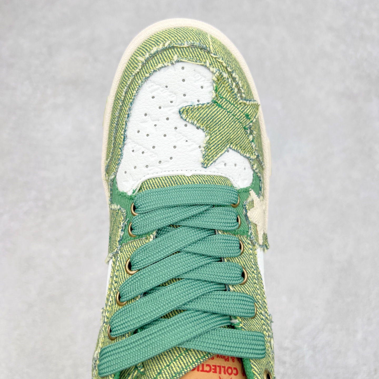 图片[4]-＃福利特价 KAALIXTO Retro Vintage 星星潮流休闲防滑耐磨低帮板鞋 此款鞋使用牛仔作为主要的鞋面材质 结实耐磨 鞋舌设计特有印花皮牌作为搭配充分凸显牛仔的特性 整体鞋款采用牛仔面料随意角度拼接的呈现方法 打破消费者原有对鞋子的刻板印象 让人耳目一新 织麦标在彰品品牌属性的同时更具牛仔的代表性元素 并采用加厚内里 穿着舒适透气 鞋底做旧氧化 尺码：36 37 38 39 40 41 42 43 44 45-选品中心