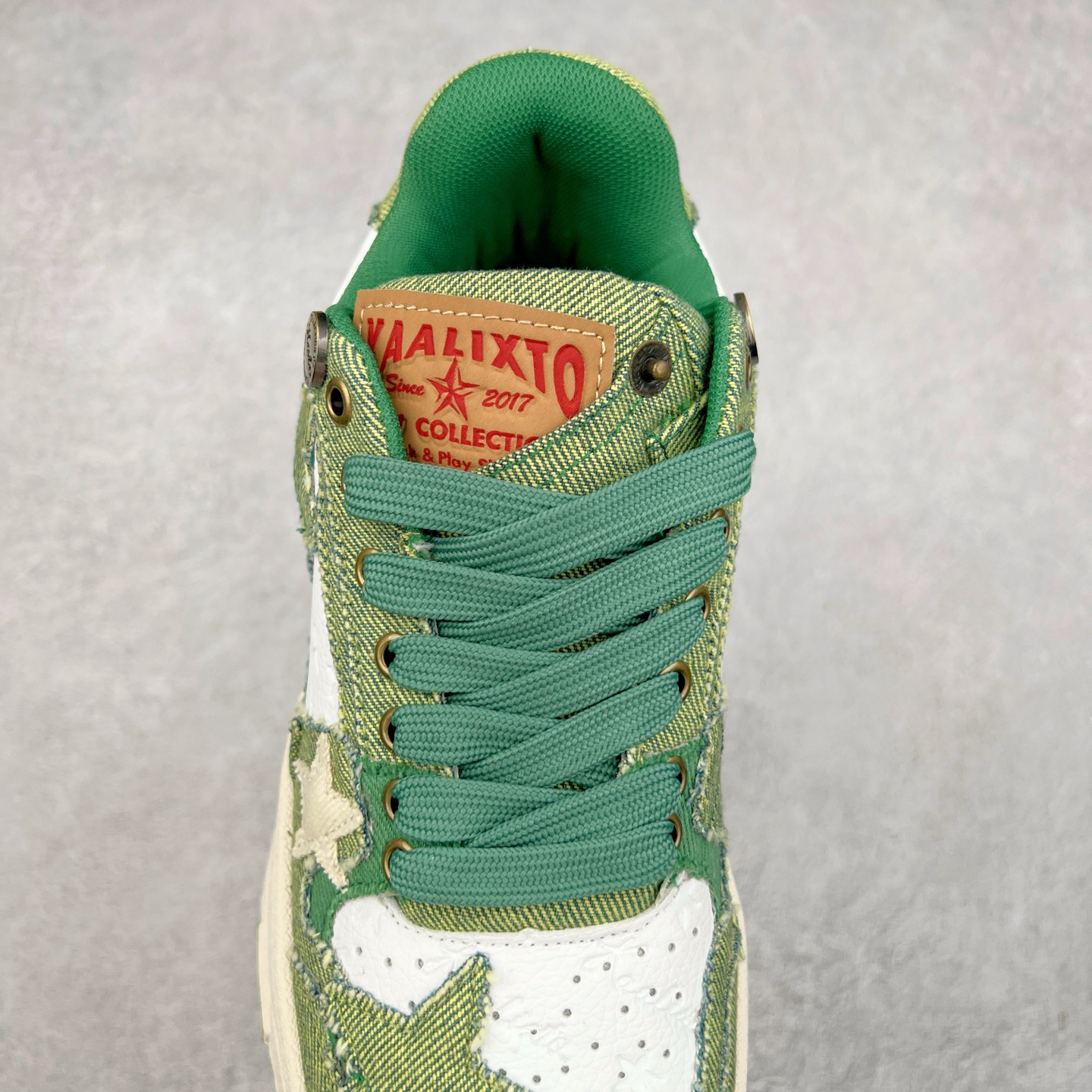 图片[5]-＃福利特价 KAALIXTO Retro Vintage 星星潮流休闲防滑耐磨低帮板鞋 此款鞋使用牛仔作为主要的鞋面材质 结实耐磨 鞋舌设计特有印花皮牌作为搭配充分凸显牛仔的特性 整体鞋款采用牛仔面料随意角度拼接的呈现方法 打破消费者原有对鞋子的刻板印象 让人耳目一新 织麦标在彰品品牌属性的同时更具牛仔的代表性元素 并采用加厚内里 穿着舒适透气 鞋底做旧氧化 尺码：36 37 38 39 40 41 42 43 44 45-选品中心