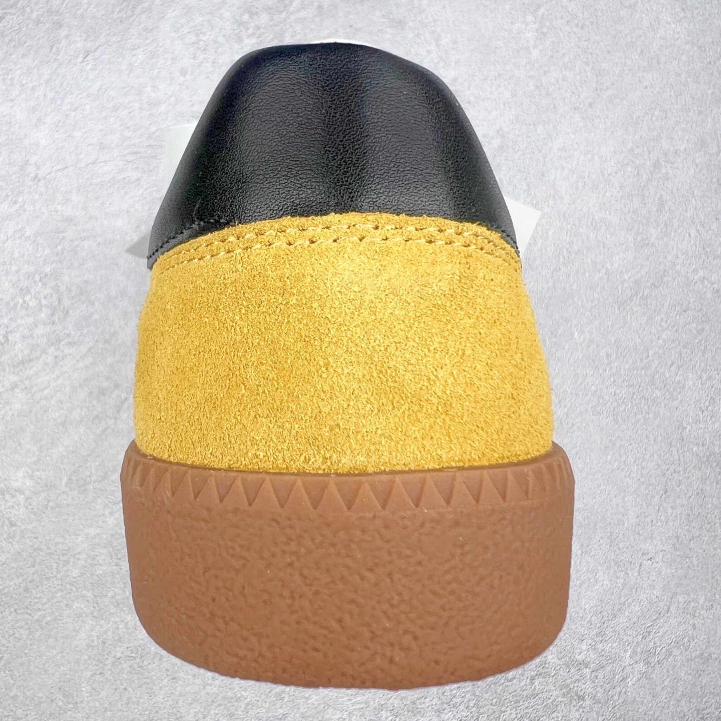 图片[8]-GG-CC 雷丝珍珠蝴蝶结德训鞋2.0系列阿甘复古风芭蕾舞鞋GGCC薄底百搭休闲运动鞋系列 #广东大厂品质 25ss春季新款 釆用今年最流行的#缎带蝴蝶结/珍珠鞋扣装饰 全手工拉帮工艺成型 反绒牛皮革拼接头层皮饰片鞋面材质 鞋身原装高密度防刮尼龙面料,极好柔软效果 双春日踏青舒适度和少女感 德训鞋界的白月光🌙 长时间走路和站立都不累脚 不管怎么搭配都好看 尺码：35 36 37 38 39 40-选品中心