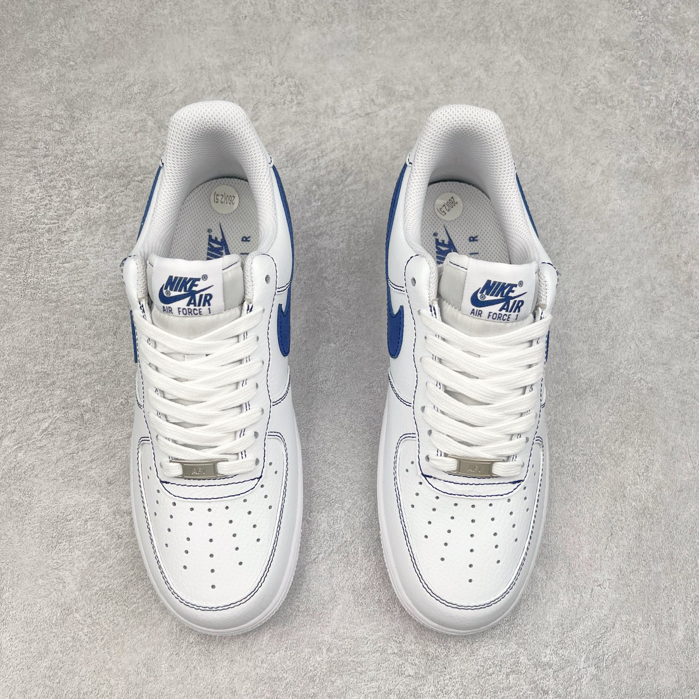 图片[2]-＃福利特价 NK Air Force 1´07 Low 空军一号低帮百搭休闲运动板鞋 柔软、弹性十足的缓震性能和出色的中底设计 横跨复古与现代的外型结合 造就出风靡全球 三十多年的Force 1 直到今天还深受青睐 尺码：36 36.5 37.5 38 38.5 39 40 40.5 41 42 42.5 43 44 44.5 45-选品中心