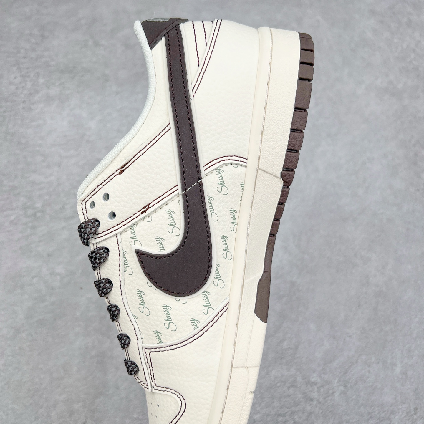 图片[7]-NK Dunk Low 定制配色 YX5066-217 大厂出品 极力推荐 原装头层材料 独家版型蒸餾加工帶來的是更好的视觉和脚感体验大厂纯原品质出货 清洁度 电绣工艺 皮料切割干净无任何毛边 细节完美 实拍调校N版已经零色差零失真 百分百还原实物色彩所见即所得 不存在货不对板色差等低级问题 选购参考实物拍摄 不混卖不参货 只用心做好货严格选品 承诺混一赔十 尺码：36 36.5 37.5 38 38.5 39 40 40.5 41 42 42.5 43 44 44.5 45-选品中心