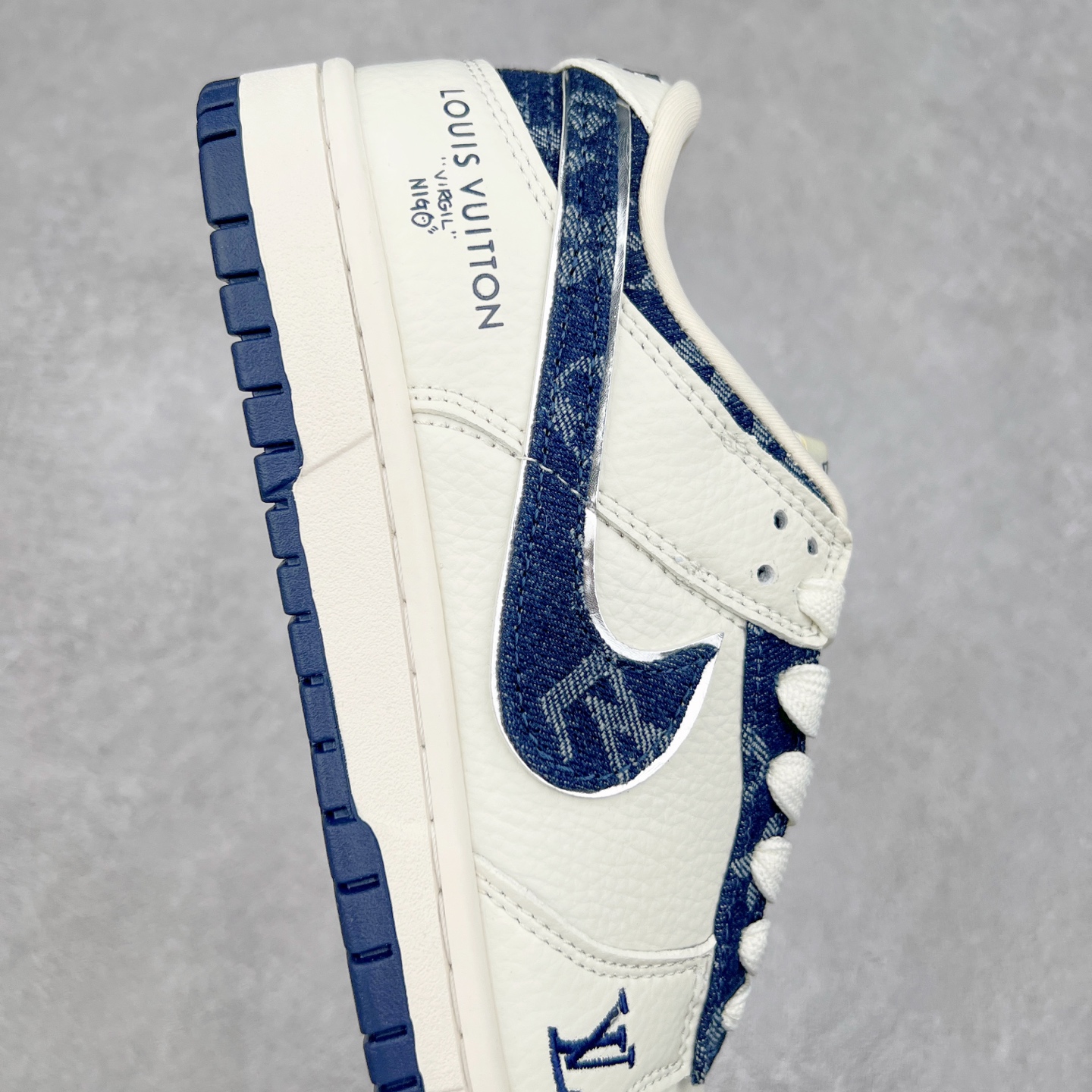 图片[6]-NK Dunk Low 定制配色 XB3802-360 大厂出品 极力推荐 原装头层材料 独家版型蒸餾加工帶來的是更好的视觉和脚感体验大厂纯原品质出货 清洁度 电绣工艺 皮料切割干净无任何毛边 细节完美 实拍调校N版已经零色差零失真 百分百还原实物色彩所见即所得 不存在货不对板色差等低级问题 选购参考实物拍摄 不混卖不参货 只用心做好货严格选品 承诺混一赔十 尺码：36 36.5 37.5 38 38.5 39 40 40.5 41 42 42.5 43 44 44.5 45-选品中心