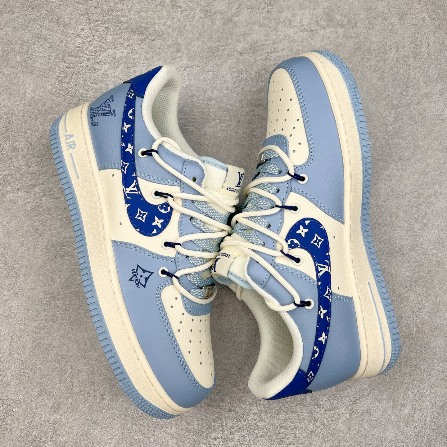 图片[3]-NK Air Force 1´07 Low 空军一号低帮百搭休闲运动板鞋 DM6868-059 柔软、弹性十足的缓震性能和出色的中底设计 横跨复古与现代的外型结合 造就出风靡全球 三十多年的Force 1 直到今天还深受青睐 实拍调校N版已经零色差零失真 百分百还原实物色彩所见即所得 不存在货不对板色差等低级问题 选购参考实物拍摄 不混卖不参货 只用心做好货严格选品 承诺混一赔十 尺码：36 36.5 37.5 38 38.5 39 40 40.5 41 42 42.5 43 44 44.5 45-选品中心