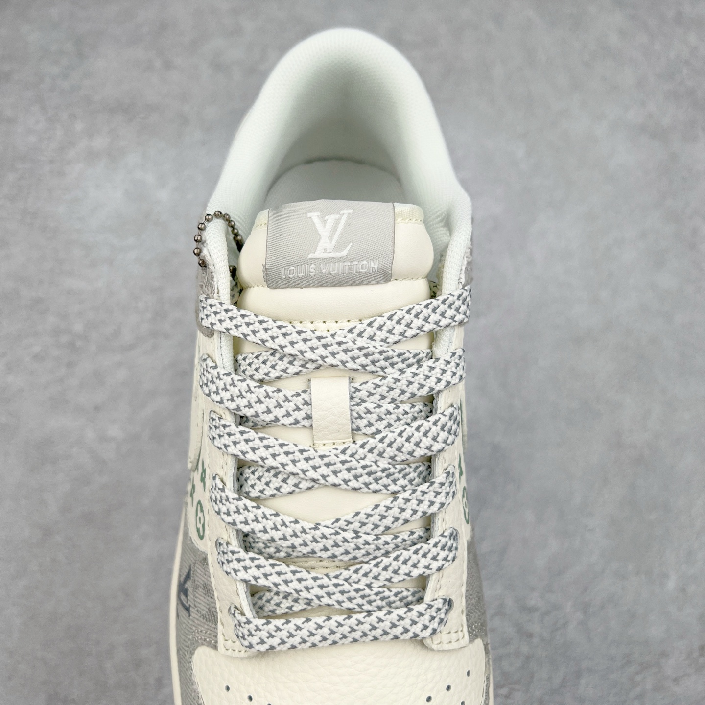 图片[5]-NK Dunk Low 定制配色 XX3168-141 大厂出品 极力推荐 原装头层材料 独家版型蒸餾加工帶來的是更好的视觉和脚感体验大厂纯原品质出货 清洁度 电绣工艺 皮料切割干净无任何毛边 细节完美 实拍调校N版已经零色差零失真 百分百还原实物色彩所见即所得 不存在货不对板色差等低级问题 选购参考实物拍摄 不混卖不参货 只用心做好货严格选品 承诺混一赔十 尺码：36 36.5 37.5 38 38.5 39 40 40.5 41 42 42.5 43 44 44.5 45-选品中心