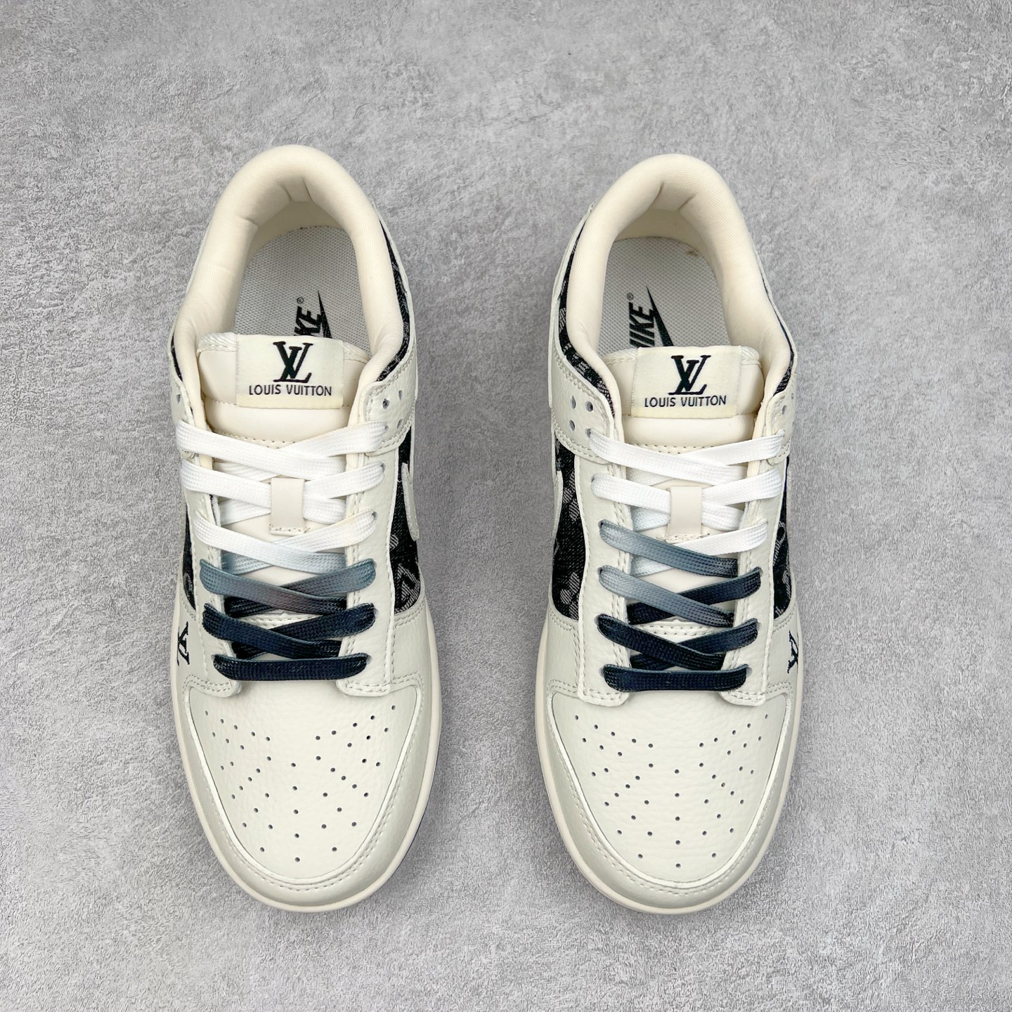 图片[2]-NK Dunk Low 定制配色 XB3802-357 大厂出品 极力推荐 原装头层材料 独家版型蒸餾加工帶來的是更好的视觉和脚感体验大厂纯原品质出货 清洁度 电绣工艺 皮料切割干净无任何毛边 细节完美 实拍调校N版已经零色差零失真 百分百还原实物色彩所见即所得 不存在货不对板色差等低级问题 选购参考实物拍摄 不混卖不参货 只用心做好货严格选品 承诺混一赔十 尺码：36 36.5 37.5 38 38.5 39 40 40.5 41 42 42.5 43 44 44.5 45-选品中心