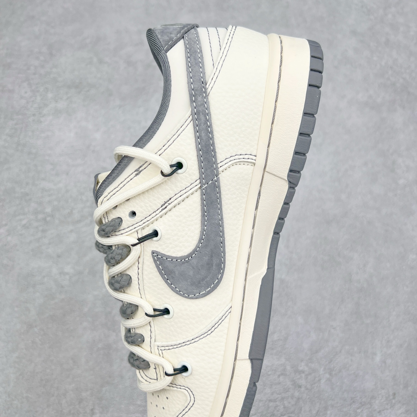 图片[7]-NK Dunk Low 定制配色 YX5066-285 大厂出品 极力推荐 原装头层材料 独家版型蒸餾加工帶來的是更好的视觉和脚感体验大厂纯原品质出货 清洁度 电绣工艺 皮料切割干净无任何毛边 细节完美 实拍调校N版已经零色差零失真 百分百还原实物色彩所见即所得 不存在货不对板色差等低级问题 选购参考实物拍摄 不混卖不参货 只用心做好货严格选品 承诺混一赔十 尺码：36 36.5 37.5 38 38.5 39 40 40.5 41 42 42.5 43 44 44.5 45-选品中心