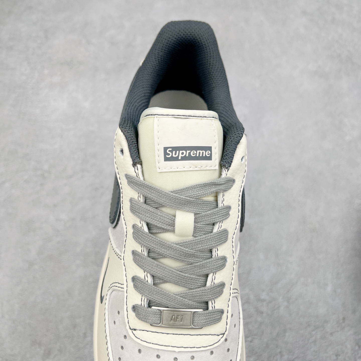 图片[5]-NK Air Force 1´07 Low 空军一号低帮百搭休闲运动板鞋 XZ6188-367 柔软、弹性十足的缓震性能和出色的中底设计 横跨复古与现代的外型结合 造就出风靡全球 三十多年的Force 1 直到今天还深受青睐 实拍调校N版已经零色差零失真 百分百还原实物色彩所见即所得 不存在货不对板色差等低级问题 选购参考实物拍摄 不混卖不参货 只用心做好货严格选品 承诺混一赔十 尺码：36 36.5 37.5 38 38.5 39 40 40.5 41 42 42.5 43 44 44.5 45-选品中心