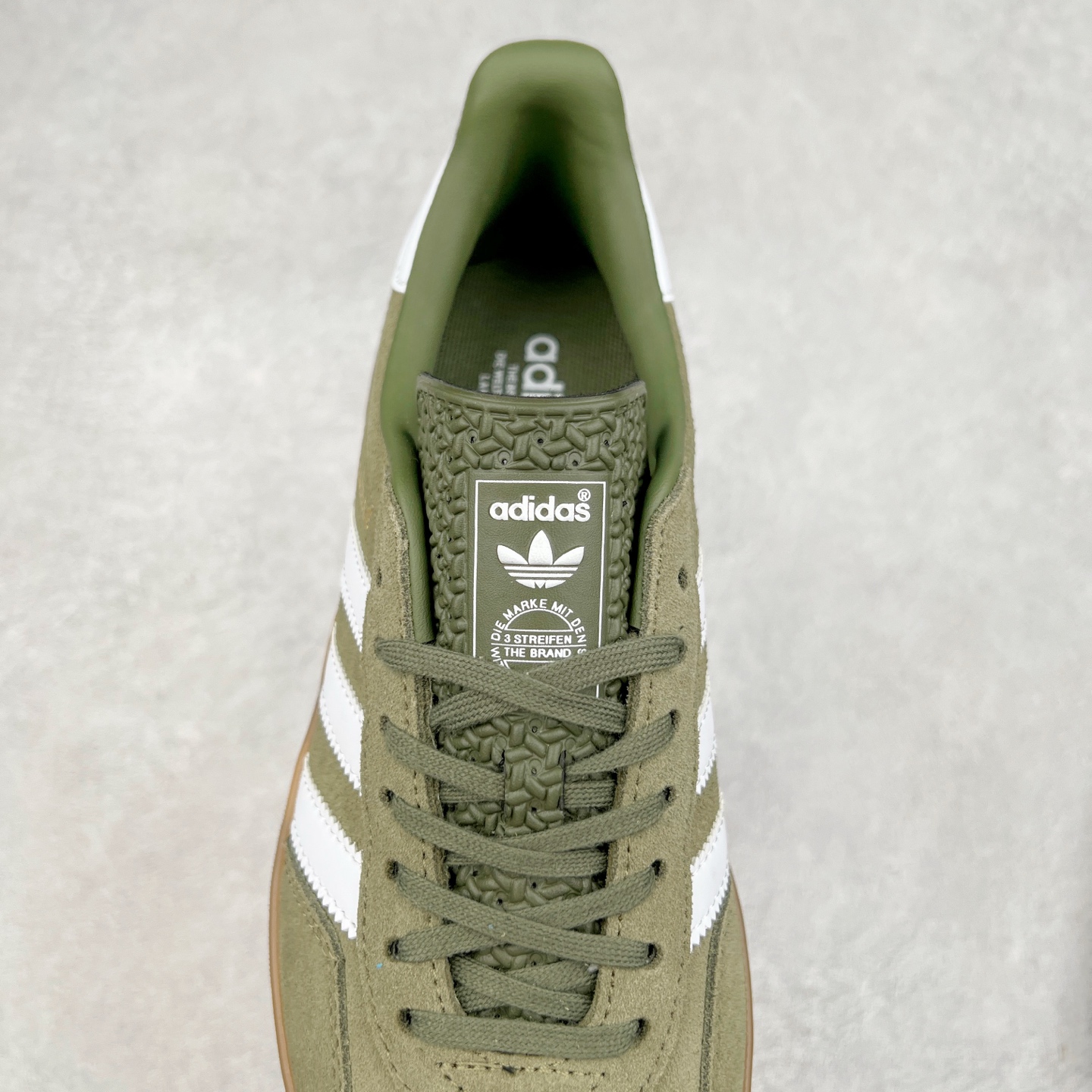 图片[5]-AD Gazelle Indoor Trainers 羚羊内训系列低帮复古百搭休闲运动德训风板鞋 JQ0174 90年代经典的复刻版！自60年代以足球训练鞋面世以来,Gazelle就以其经典设计席卷全球。1991年版本的复刻,再造经典Gazelle。采用皮革打造,搭配浊色细节,让这款经典更加简约。尺码：36 36⅔ 37⅓ 38 38⅔ 39⅓ 40 40⅔ 41⅓ 42 42⅔ 43⅓ 44⅓ 44⅔ 45-选品中心