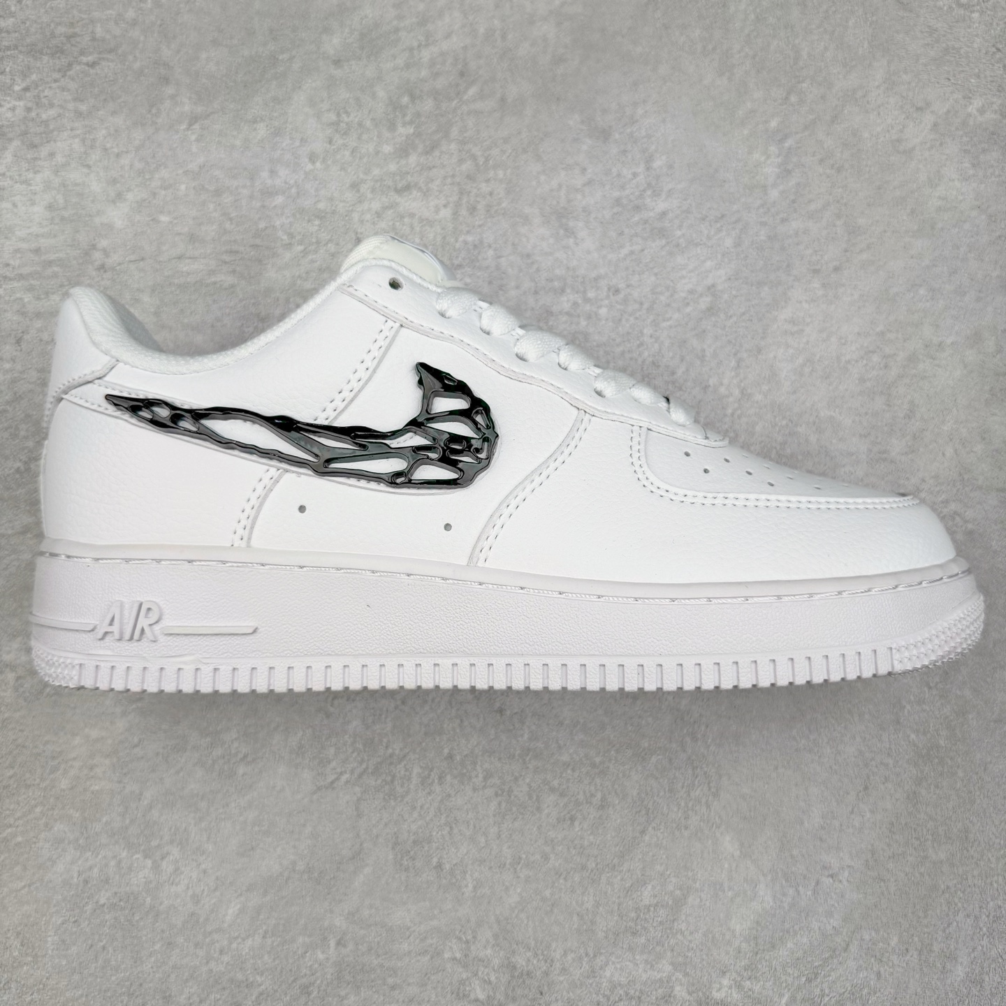 ＃福利特价‼️
NK Air Force 1 Low '07 空军一号低帮经典板鞋 毒液液态金属白黑 I