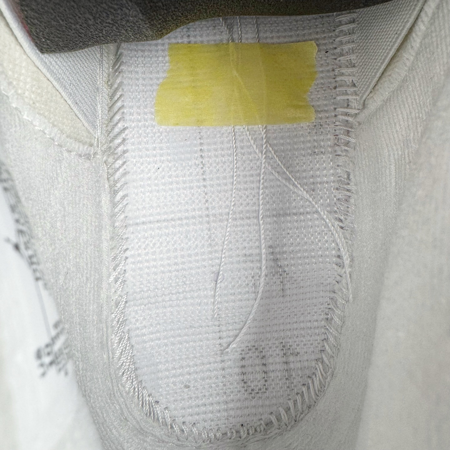 图片[10]-＃Ljr NK SB x Air Jordan AJ4 联名海军蓝 白蓝 DR5415-100 圈内高端零售标杆 独家外贸特供 耗时半年巨作 全套原纸板楦头开发 原厂特供皮料加持 确保原汁原味 完美呈现四代版型 一比一鞋头弧度高度鞋身弧度 数据细节工艺流程均保持原鞋一致 原厂TPU网格鞋带扣 正确内里网布 菱角分明不变形无多余毛边 柔软性质感一致于原鞋 市场唯一原厂鞋扣模具 背面可见隐藏注塑口 原厂织唛标 原厂飞人电绣工艺 尾指中部跳三针 独家绑鞋带手法 印刷中底布 四线拉帮 米色美纹纸贴合固定 进口港宝加持 后跟自然饱满 全鞋荧光划线卡点 追求极致完美 每一双都是工艺品 多重QC质检 超越公司货的品控标准 实实在在的免检产品 尺码：40.5 41 42 42.5 43 44 44.5 45 45.5 46 47.5 48.5-选品中心