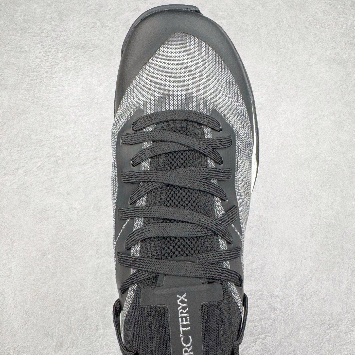 图片[4]-＃HP Arcteryx Vertex Speed 始祖鸟柔软舒适防滑耐磨低帮越野跑步鞋 Arcteryx中文名始祖鸟 加拿大户外服饰品牌 1989年创立于加拿大温哥华 始祖鸟来自加拿大海岸山脉 植根高山的专业户外品牌 始终秉承对精湛设计和工艺孜孜以求的准则 从1989年创立至今 Arcteryx始终不断在产品设计与做工上不惜工本 以满足始祖鸟的标准 品质、设计以及精简的理念造就了其良好的性能 并能满足严苛环境下的使用需求 尺码：36 37 38 39 40-选品中心