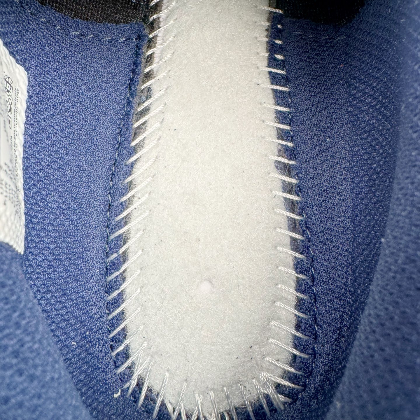 图片[11]-＃JC纯原 NK Classic Cortez Leather 阿甘复古初代皮革慢跑鞋 HF0263-400 实体平台指令订单 全套原纸板楦头开发 原厂数据大底磨具 一比一鞋头弧度高度鞋身弧度 细节品控鞋型随意对比 正确烫金高频细节 公司级标准检验QC 区分市面一切版本 完美复刻阿甘复古鞋型 尺码：35.5 36 36.5 37.5 38 38.5 39 40 40.5 41 42 42.5 43 44 45-选品中心