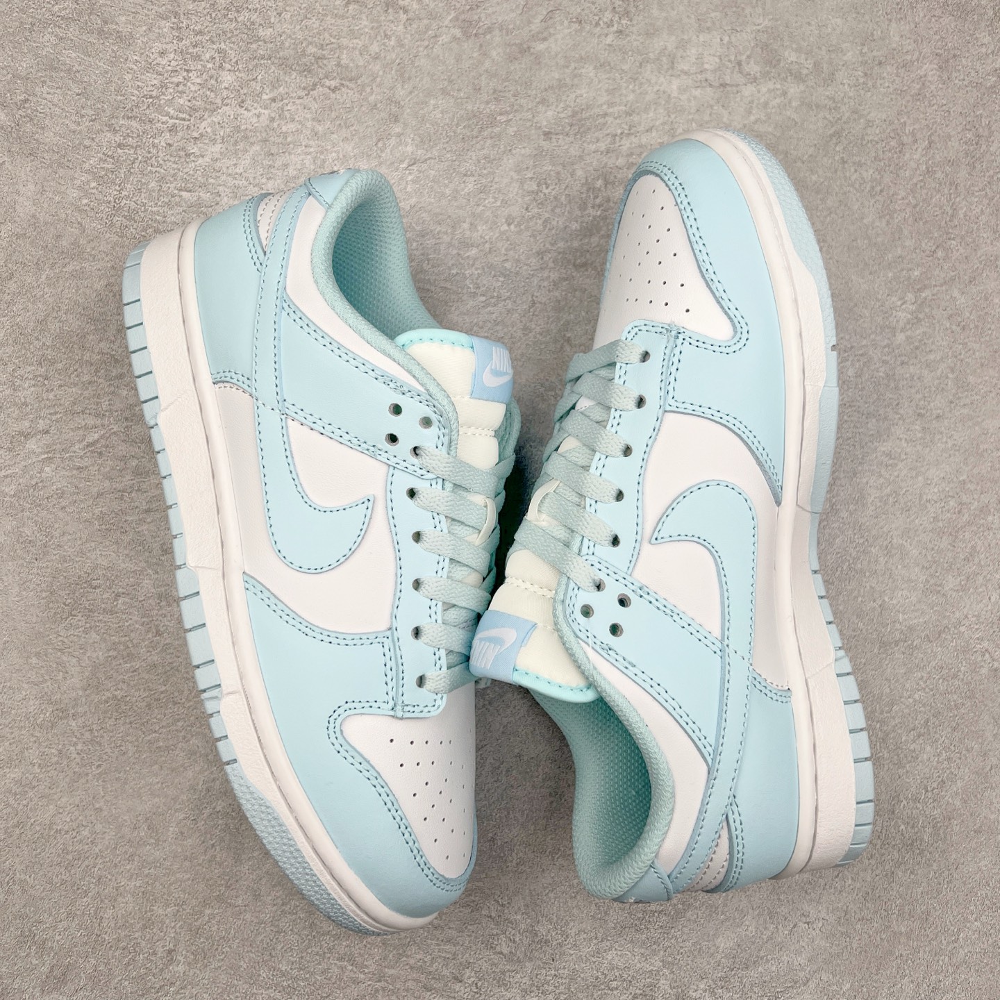 图片[3]-＃F版 NK Dunk Low 浅蓝白 DV0833-104 性价比王者 极限压缩利润空间 超乎所想的高性价比 用料绝不含糊 原盒原配 正确耐磨橡胶大底 超高清洁度 全鞋零毛边皮料切割 全套原楦原模倾力打造完美版型 尺码：36 36.5 37.5 38 38.5 39 40 40.5 41 42 42.5 43 44 44.5 45 46 47.5-选品中心