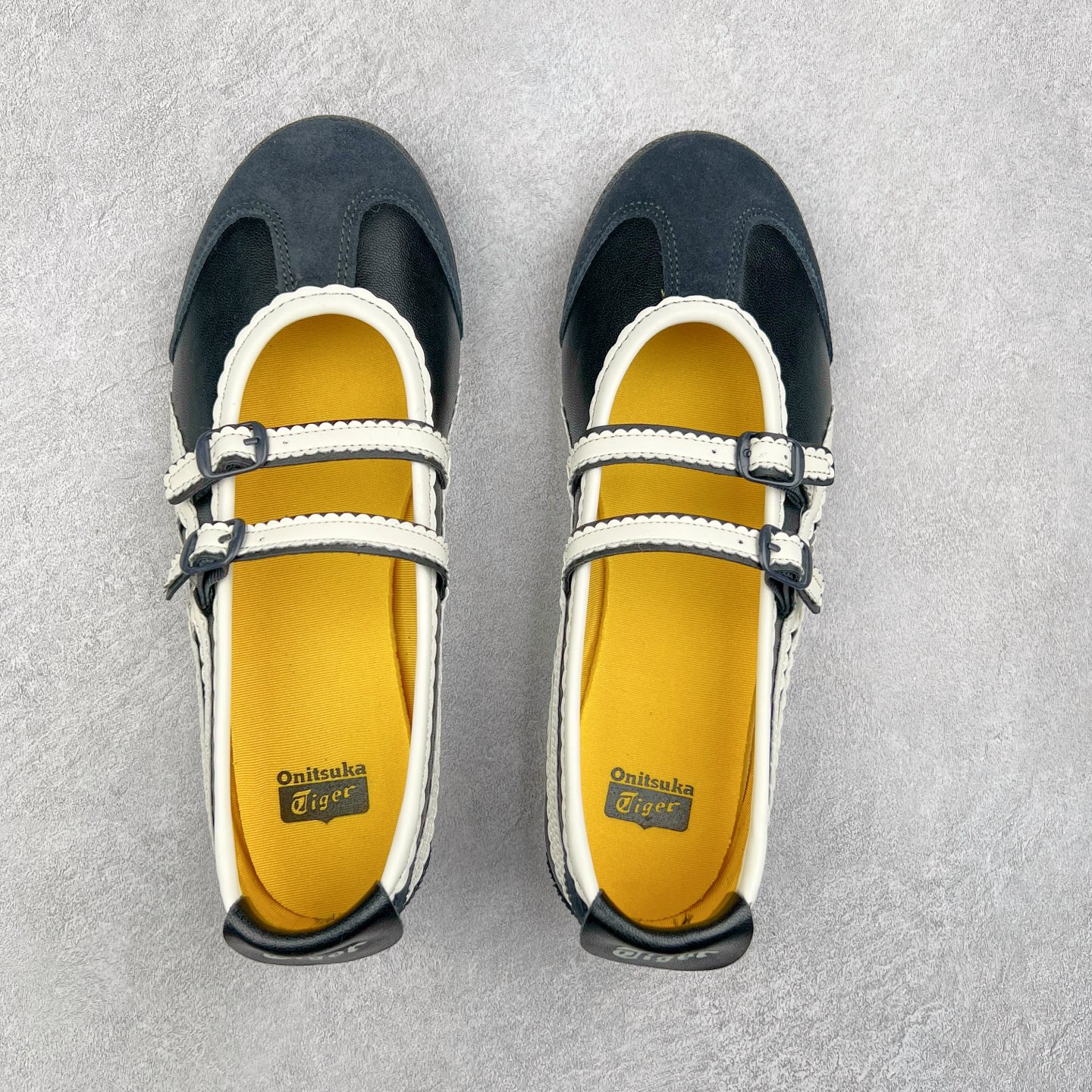 图片[3]-Patou x Onitsuka Tiger 鬼冢虎 MEXICO 66 BALLERINA WHITE/COTTON CANDY 舒适百搭 平跟 玛丽珍鞋 女款 白粉色 实拍调校N版已经零色差零失真 百分百还原实物色彩所见即所得 不存在货不对板色差等低级问题 选购参考实物拍摄 不混卖不参货 只用心做好货严格选品 承诺混一赔十 尺码：36 36.5 37.5 38 38.5 39 40 40.5 41 42 42.5 43 44 44.5 45-选品中心