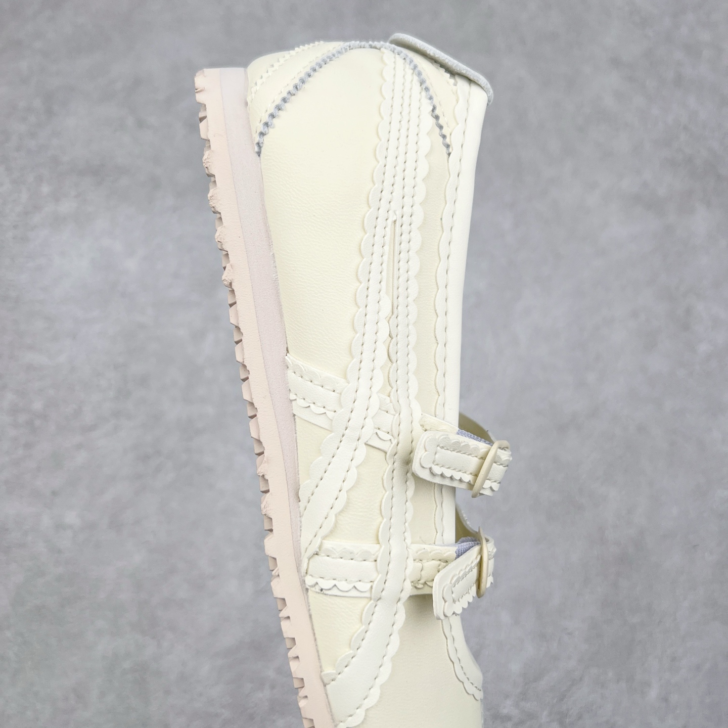 图片[6]-Patou x Onitsuka Tiger 鬼冢虎 MEXICO 66 BALLERINA WHITE/COTTON CANDY 舒适百搭 平跟 玛丽珍鞋 女款 白粉色 实拍调校N版已经零色差零失真 百分百还原实物色彩所见即所得 不存在货不对板色差等低级问题 选购参考实物拍摄 不混卖不参货 只用心做好货严格选品 承诺混一赔十 尺码：36 36.5 37.5 38 38.5 39 40 40.5 41 42 42.5 43 44 44.5 45-选品中心