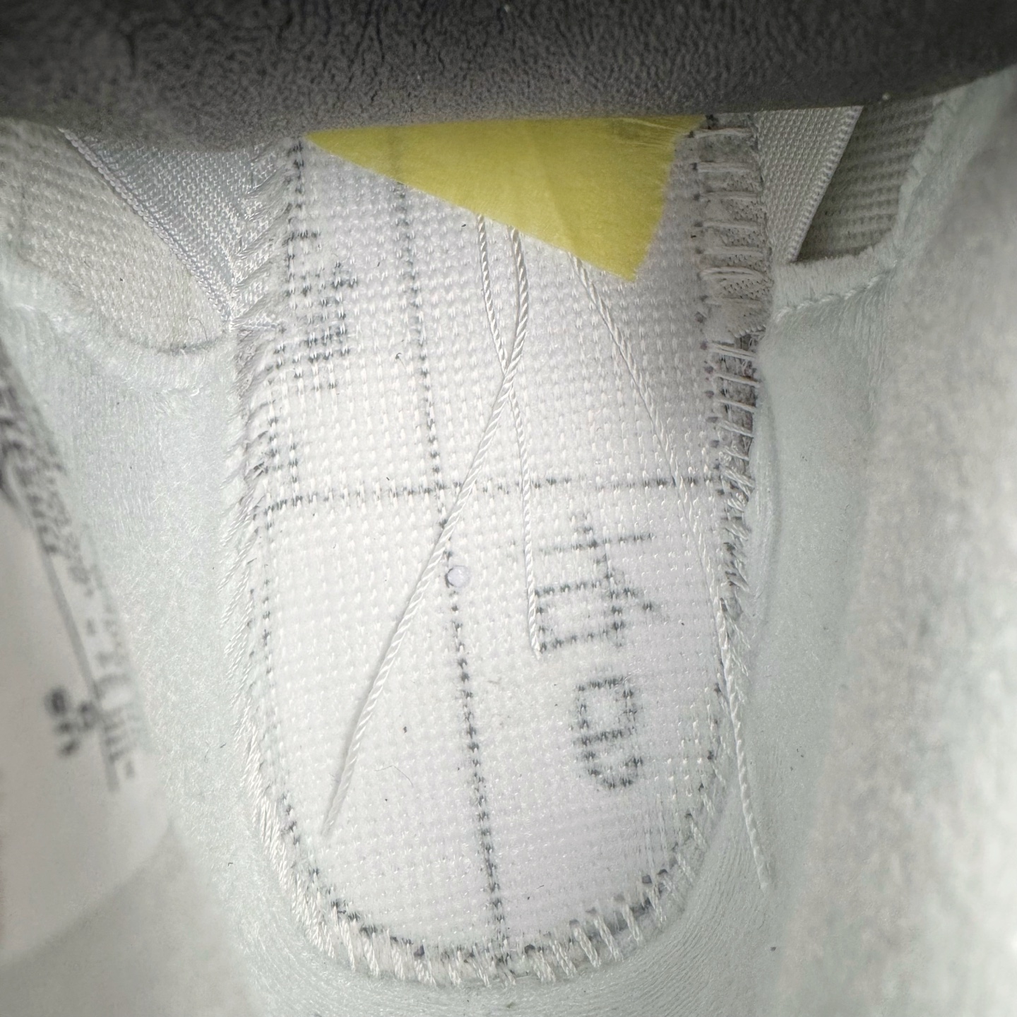 图片[10]-＃K版纯原 NK SB x Air Jordan AJ4 联名白红 DR5415-106 全新升级改良 原鞋原楦原纸板同源开发 完美呈现乔4的版型 内侧正确双色网格 还原细节 原厂皮料 正确气垫颜色 正确网格工艺 正确拉帮工艺 全鞋原装材料制作 原档案原模具打造 支持全方位与正品对比 尺码：36 36.5 37.5 38 38.5 39 40 40.5 41 42 42.5 43 44 44.5 45 46 47.5-选品中心