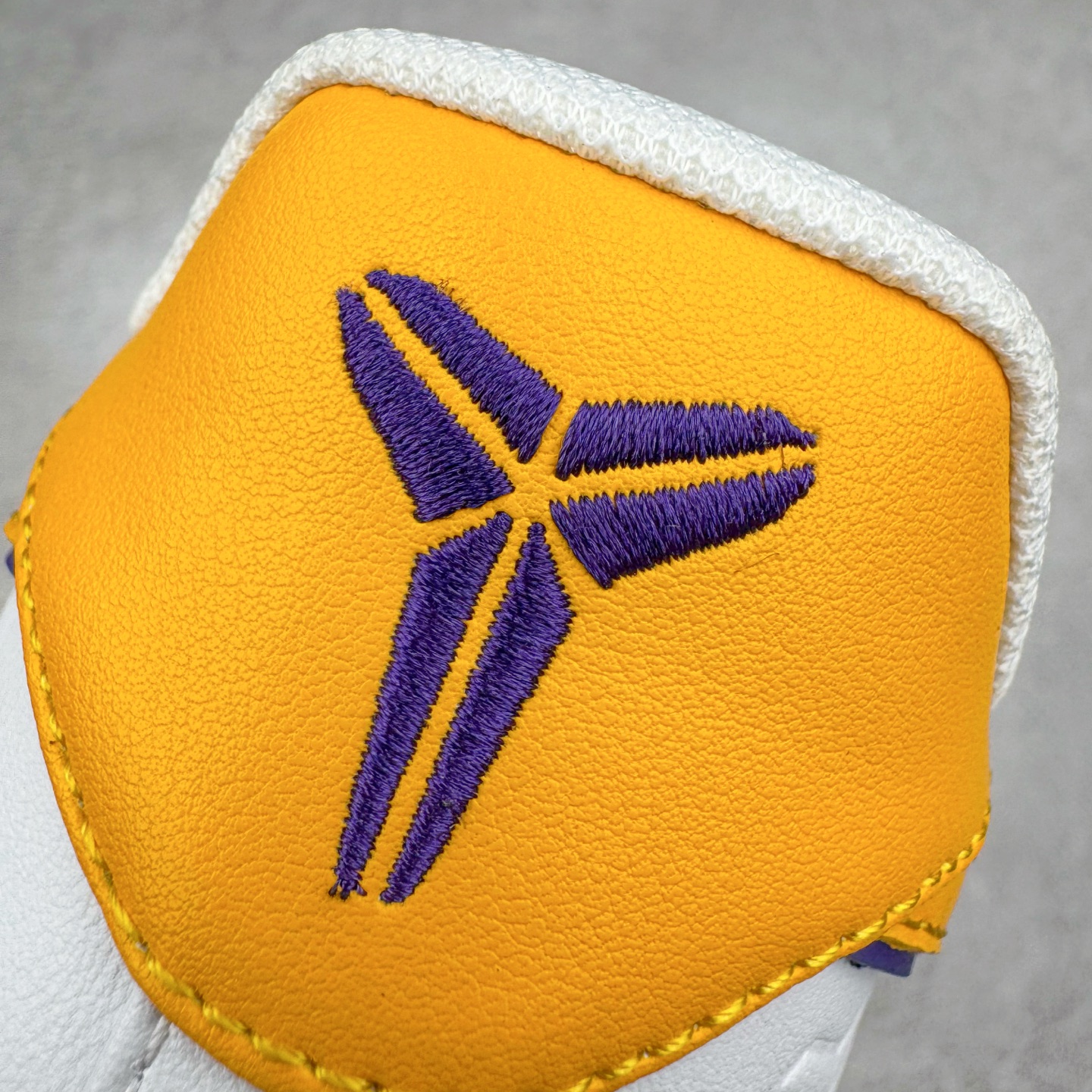 ＃福利特价‼️
NK Air Force 1´07 Low 空军一号低帮百搭休闲运动板鞋 科比限定 白金
