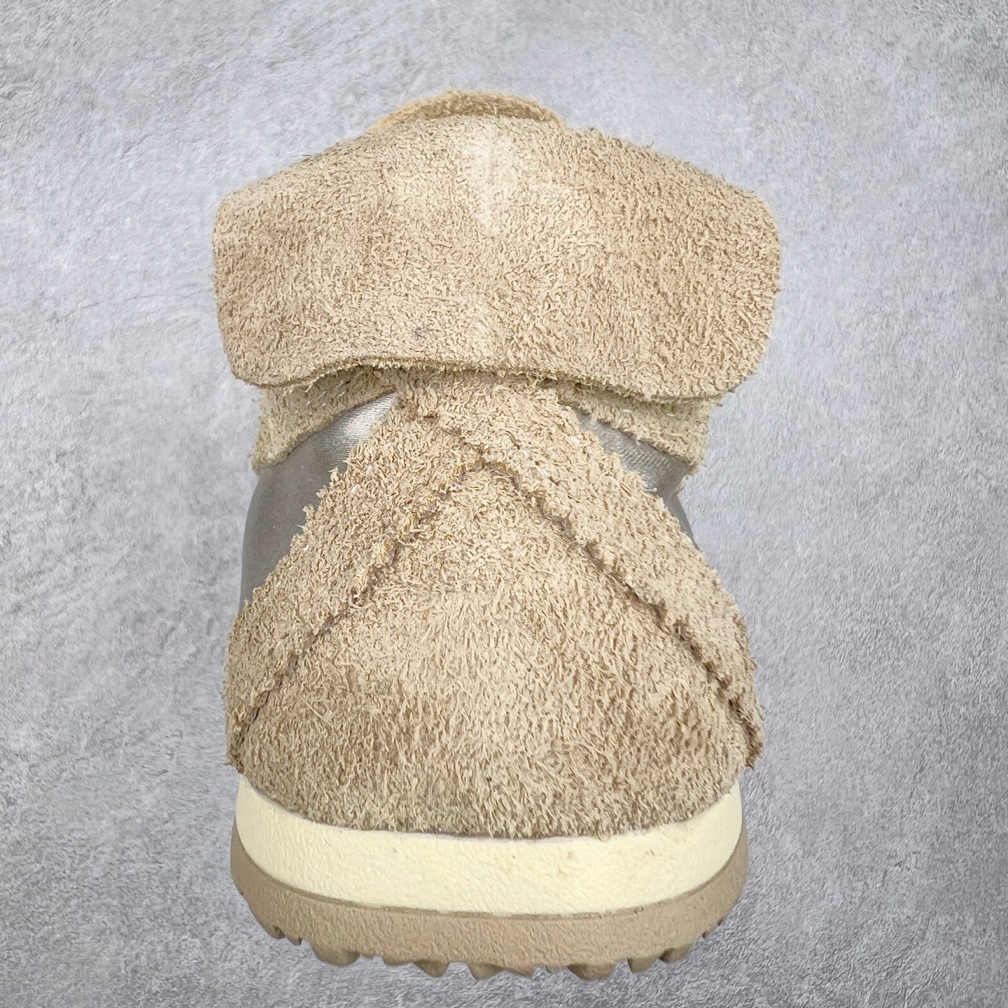 图片[8]-GG-CC阿甘德训鞋2.0系列复古风芭蕾舞鞋GGCC薄底百搭休闲运动鞋系列 广东大厂品质 25ss春季新款 全手工拉帮工艺成型 反绒牛皮革拼接头层皮饰片鞋面材质 鞋身原装高密度防刮尼龙面料,极好柔软效果 双春日踏青舒适度和少女感 德训鞋界的白月光🌙 长时间走路和站立都不累脚 不管怎么搭配都好看 尺码：35 36 37 38 39 40-选品中心