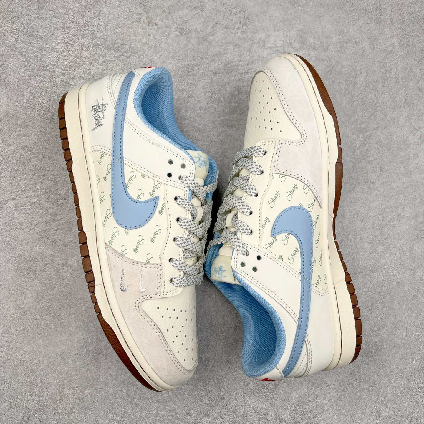 图片[3]-NK Dunk Low 定制配色 ZH2598-248 大厂出品 极力推荐 原装头层材料 独家版型蒸餾加工帶來的是更好的视觉和脚感体验大厂纯原品质出货 清洁度 电绣工艺 皮料切割干净无任何毛边 细节完美 实拍调校N版已经零色差零失真 百分百还原实物色彩所见即所得 不存在货不对板色差等低级问题 选购参考实物拍摄 不混卖不参货 只用心做好货严格选品 承诺混一赔十 尺码：36 36.5 37.5 38 38.5 39 40 40.5 41 42 42.5 43 44 44.5 45-选品中心